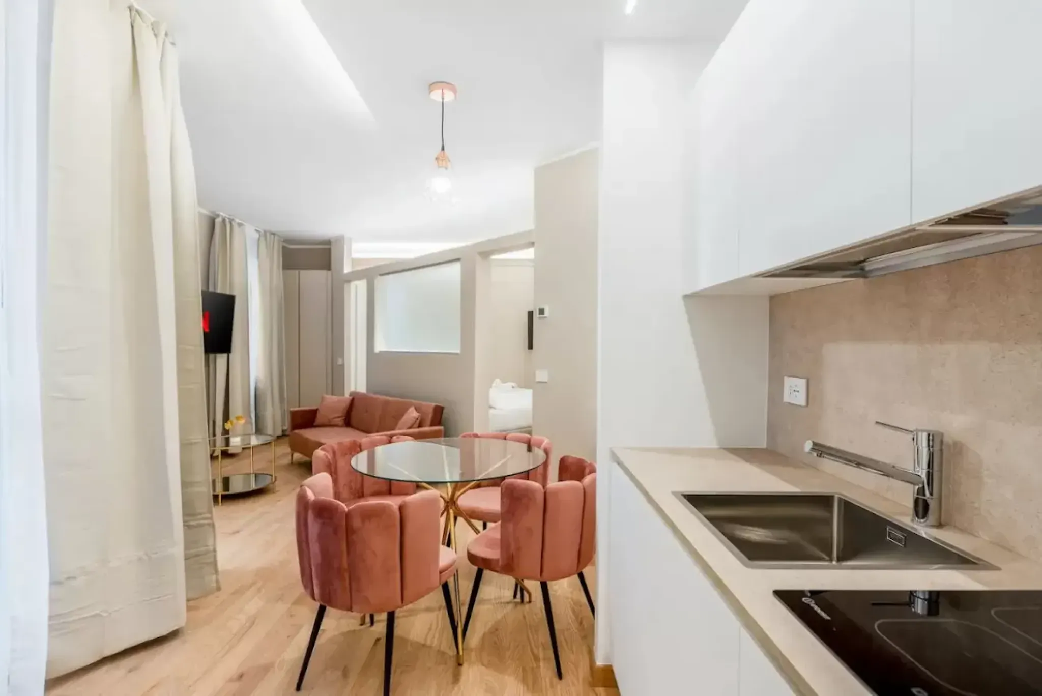 Corso San Gottardo, Milan preview