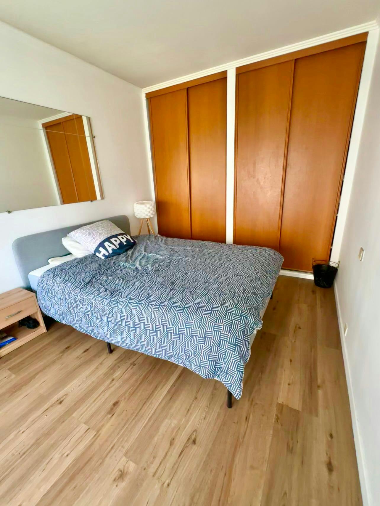 Double room Cergy, 1 bed, 12m² — photo 2