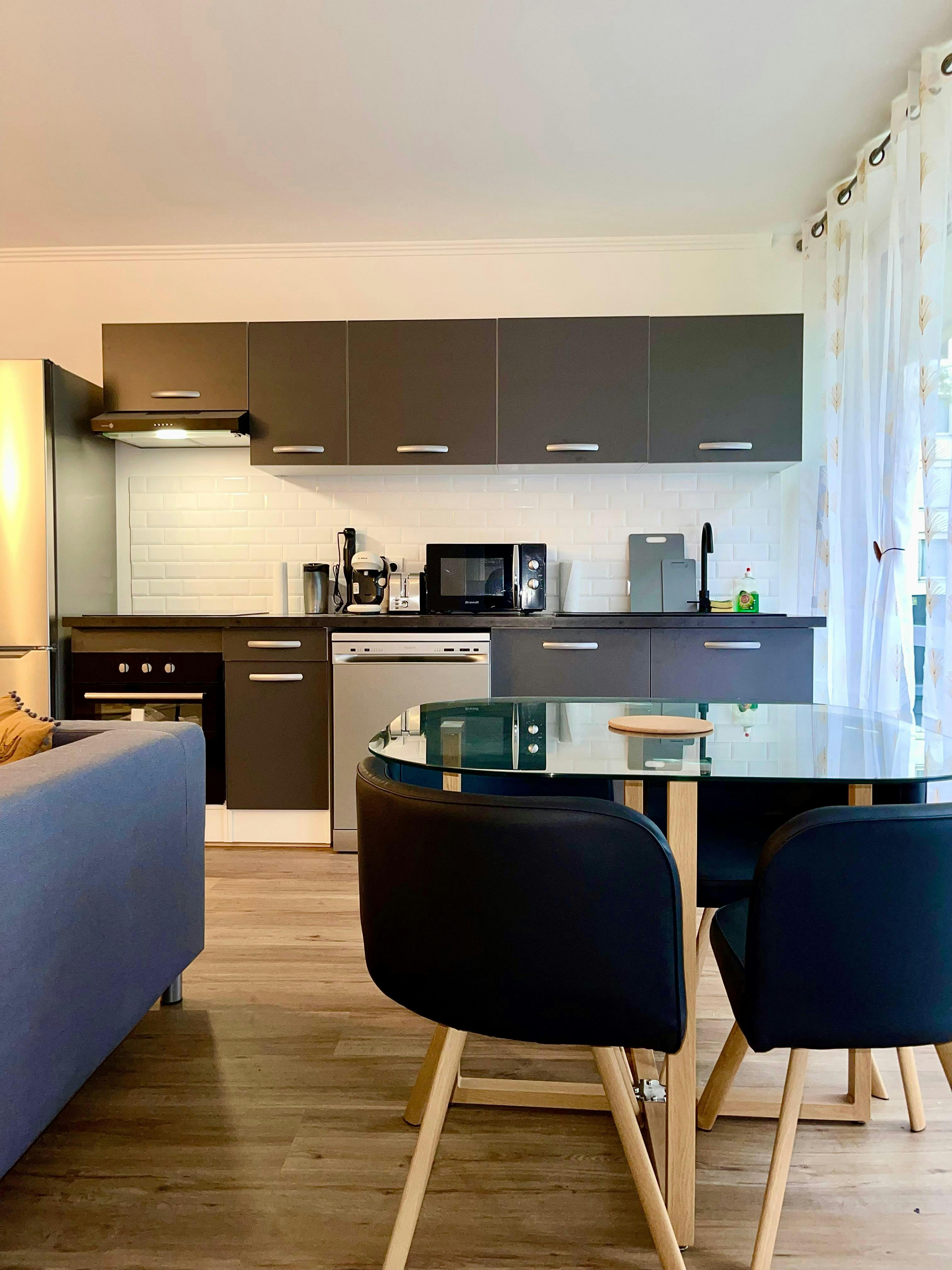 Double room Cergy, 1 bed, 12m² — photo 7