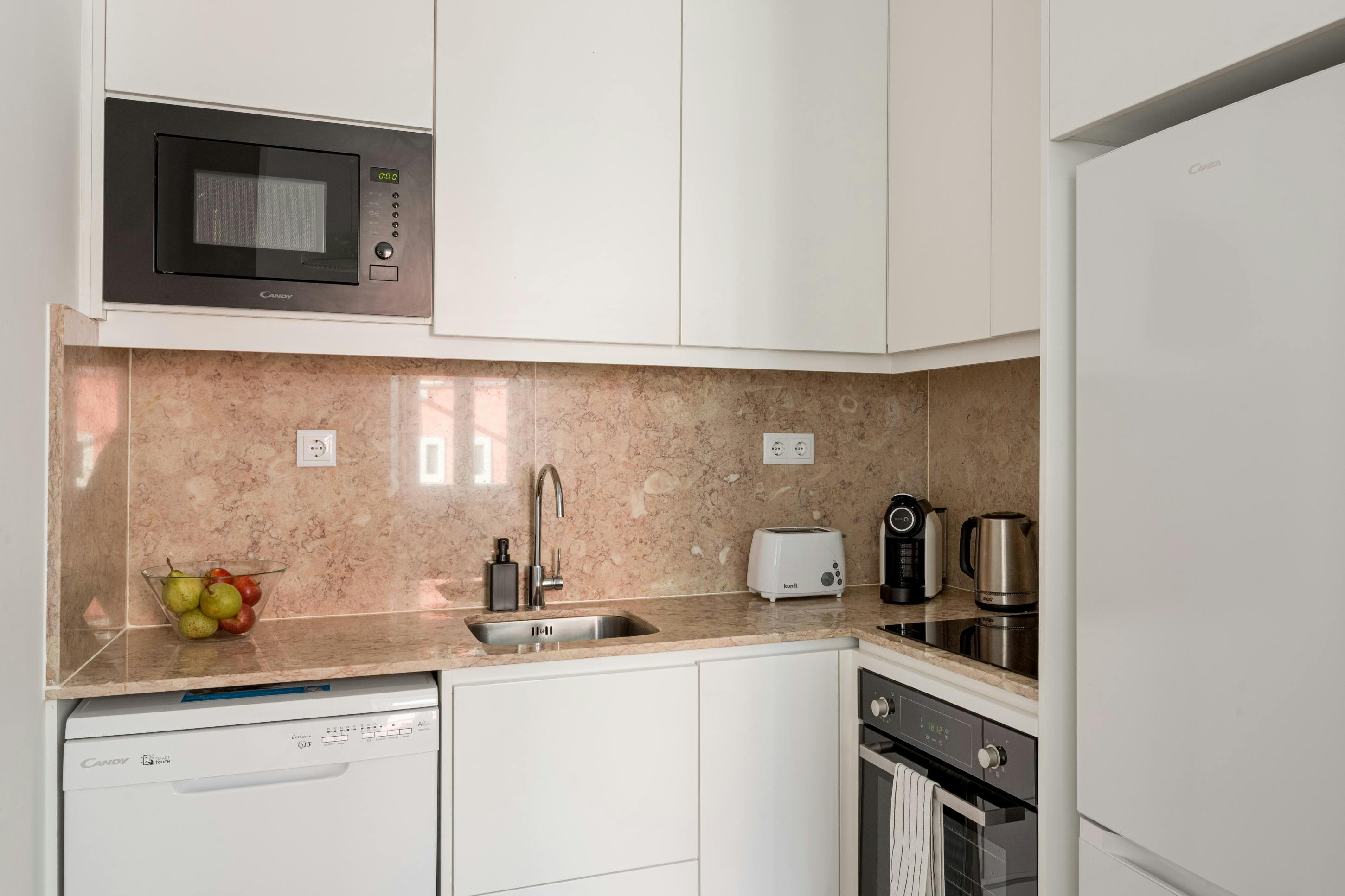 Apartment Lisbon, 2 beds — photo 3