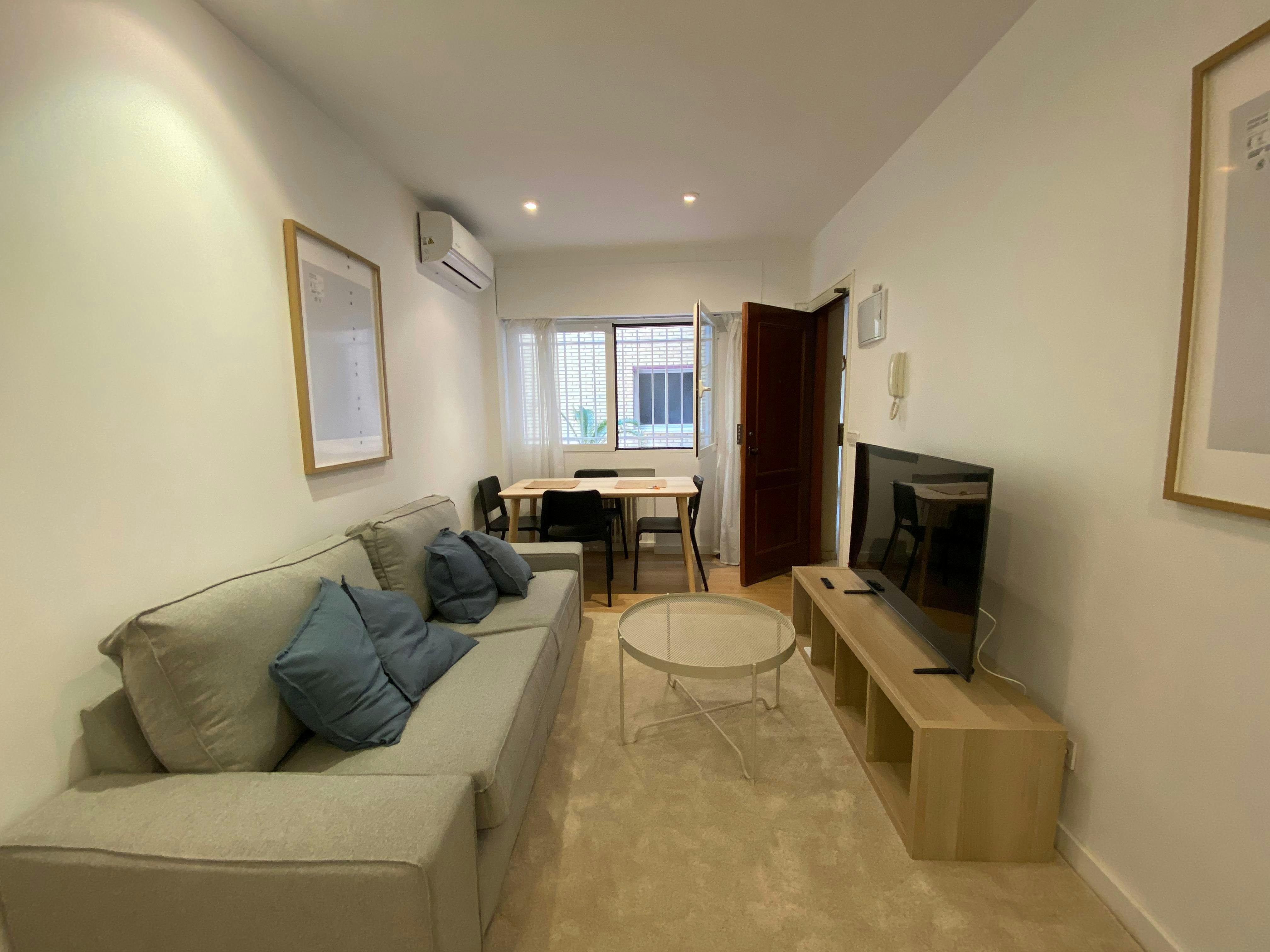 Calle Roncesvalles, Madrid Madrid