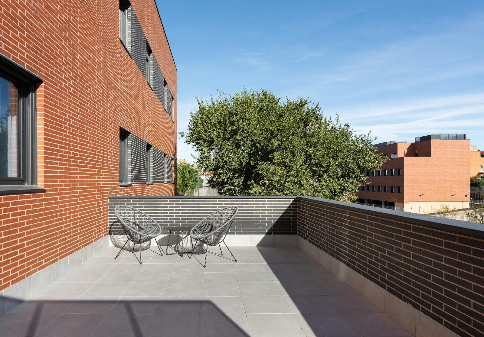 Double room Madrid, 1 bed, 18m² — photo 11