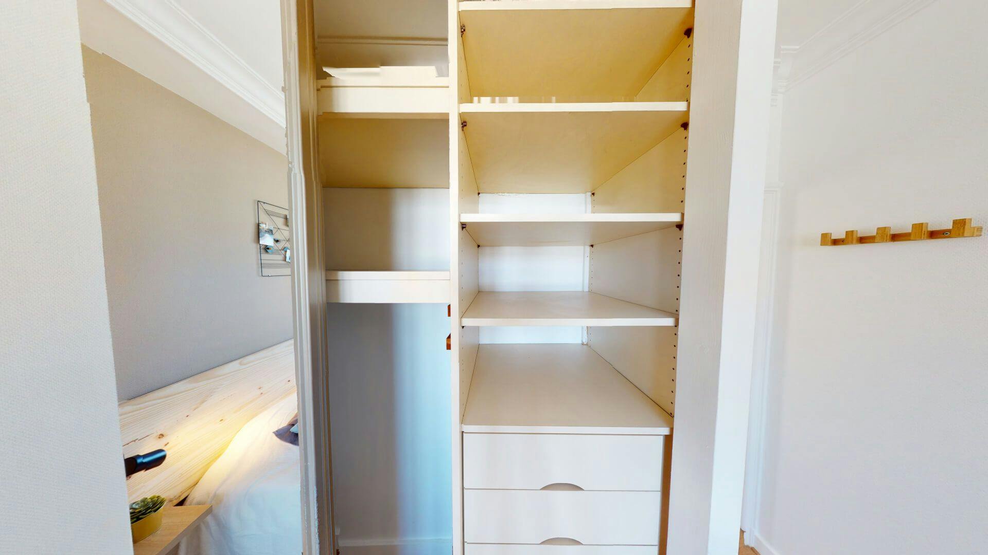 Private room for rent on Avenue du Général Michel Bizot, Paris - Vue 3