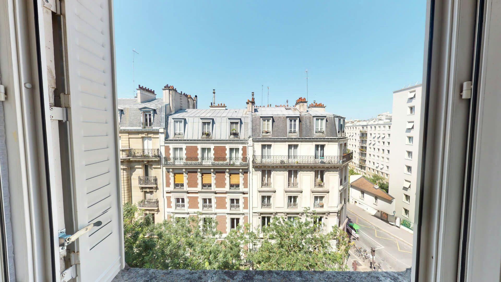 Private room for rent on Avenue du Général Michel Bizot, Paris - Plus