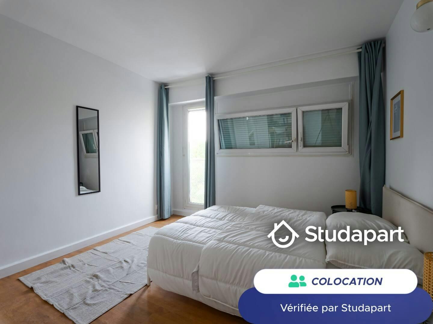 Private room for rent on Place d'Allemagne, Massy