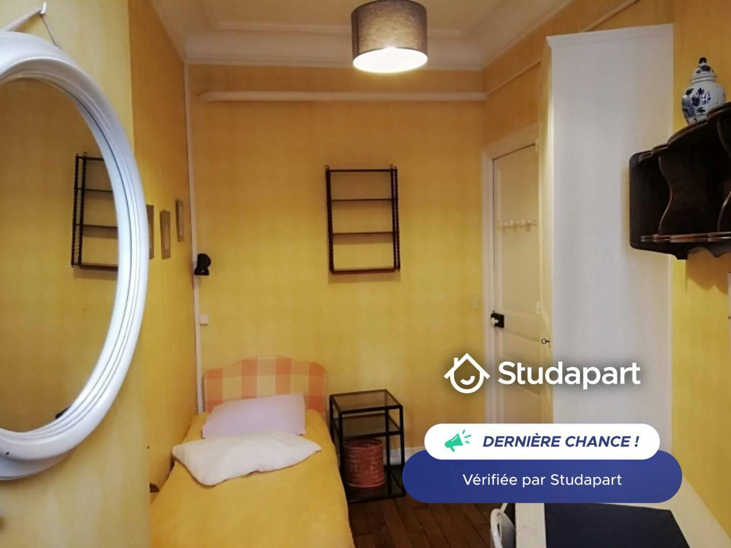 Private room for rent for €630 per month in Paris, Rue Andrieux