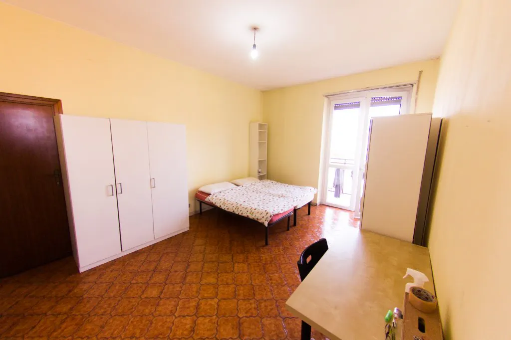 Private room in Viale Nazario Sauro, Milan (1624149) ROOM