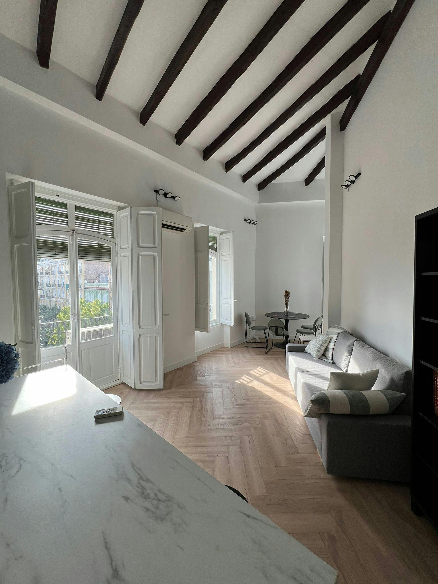 Carrer de Cadis, Valencia Valencia