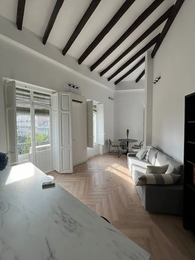 3-Bedroom Apartment in Carrer de Cadis, Valencia (1624256) room image 1
