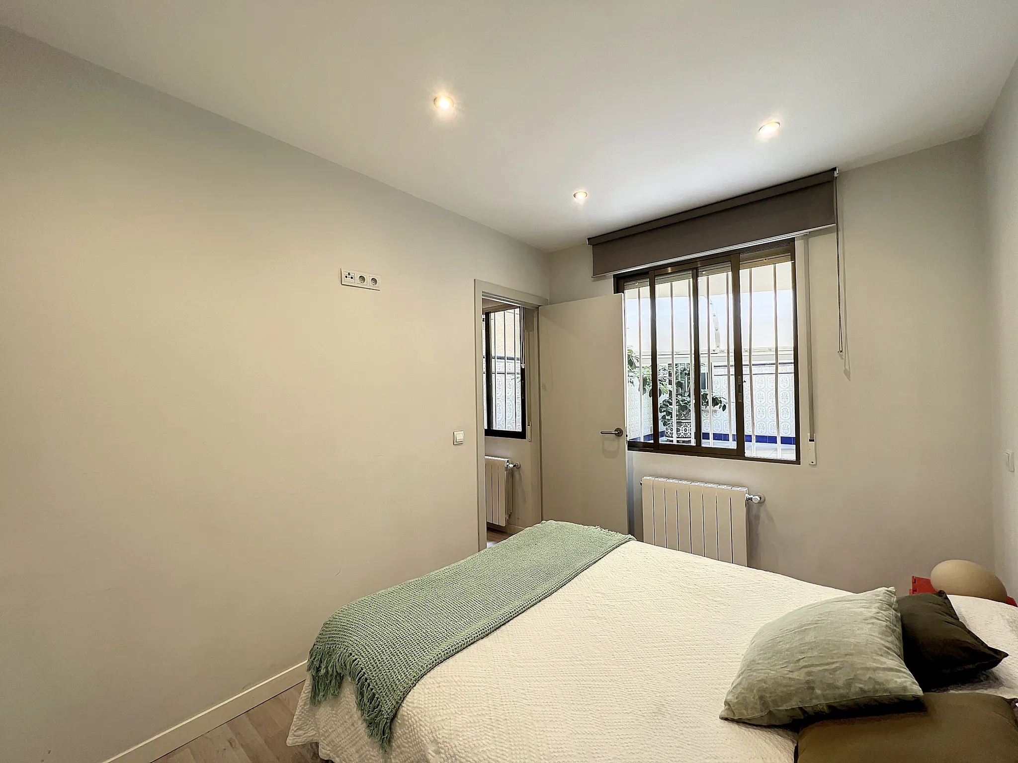 1-Bedroom Apartment in Calle del Doctor Castelo, Madrid (1624264) ROOM 1
