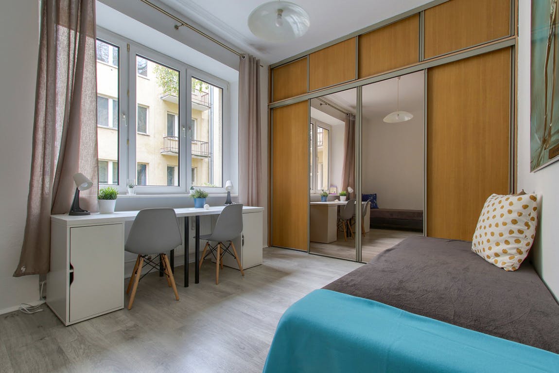 Sienna, Warsaw preview