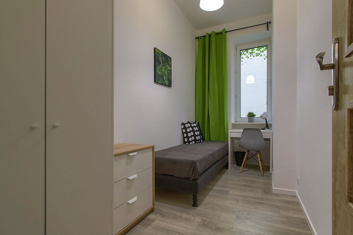 Sienna, Warsaw preview