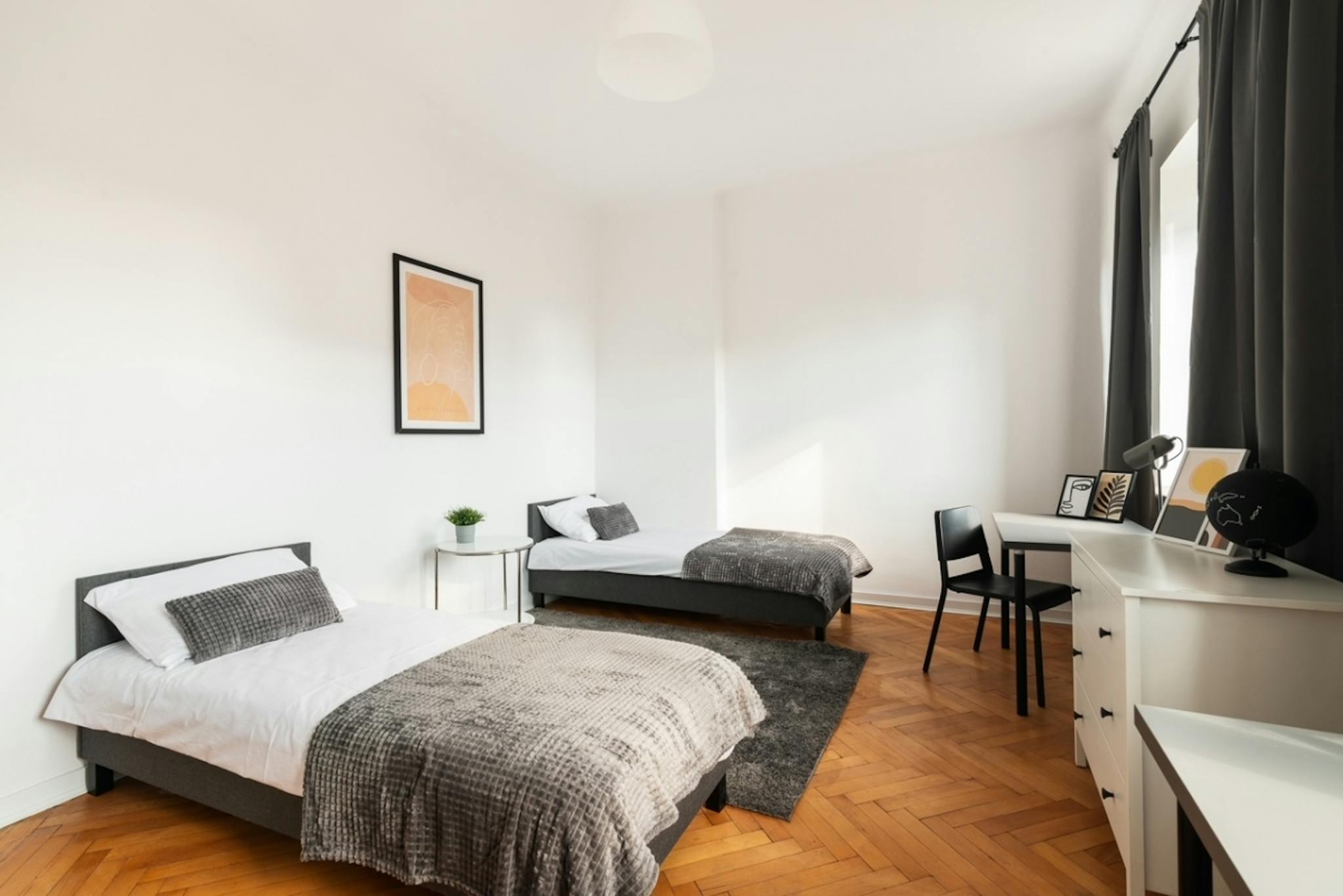 Wilcza, Warsaw preview