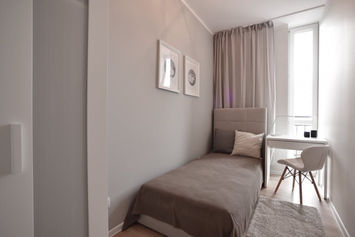 Aleja Niepodległości, Warsaw preview