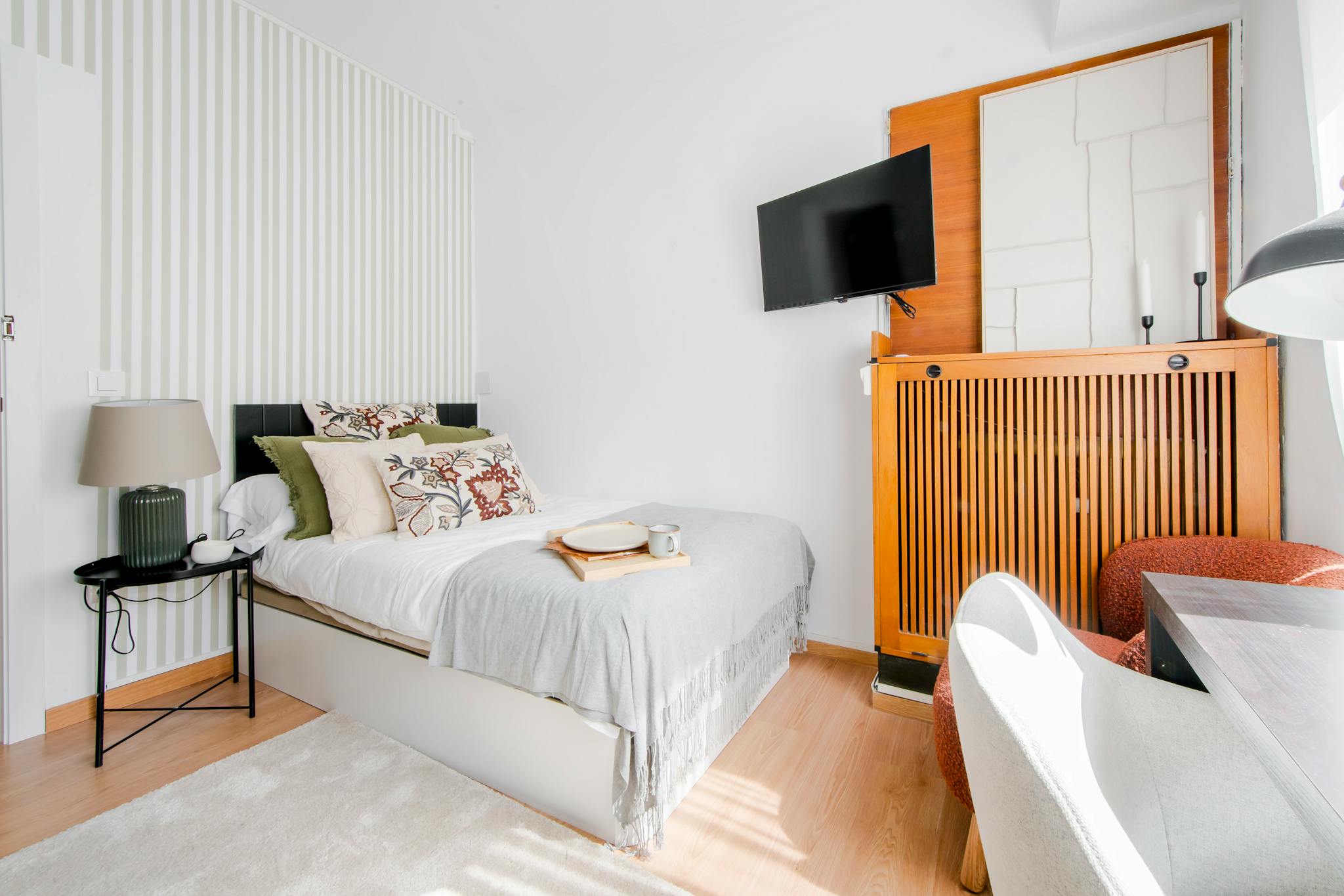 Calle de Alburquerque, Madrid preview