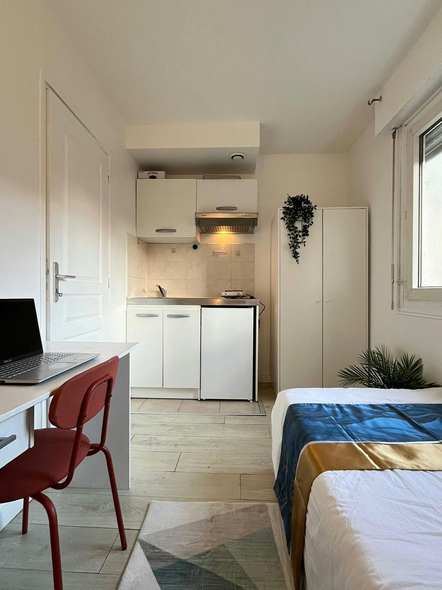 单间公寓 正在以 €680 的月租出租，其位于 Créteil, Avenue Georges Duhamel