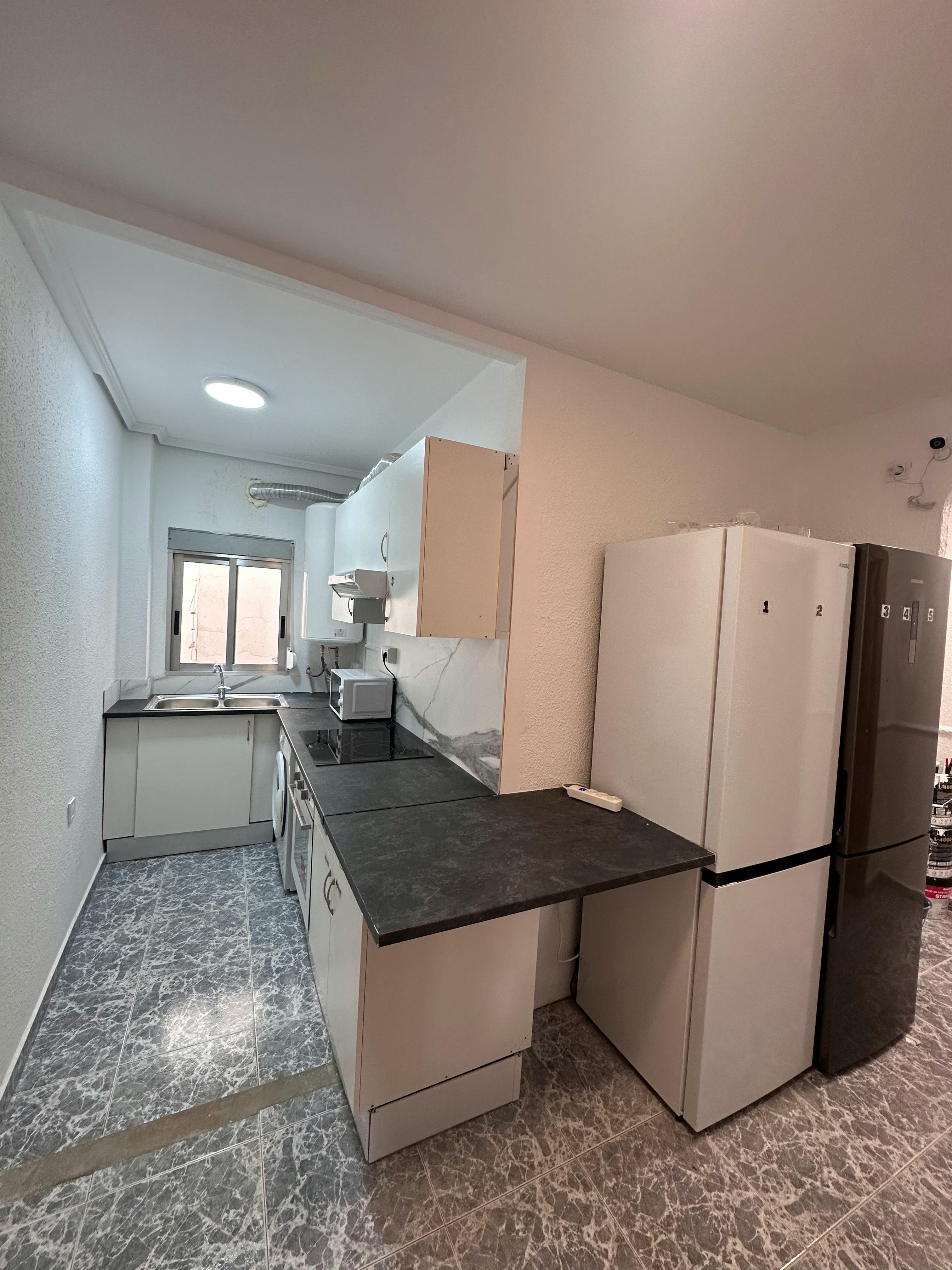 Single room Torrent, 1 bed, 10m² — photo 7