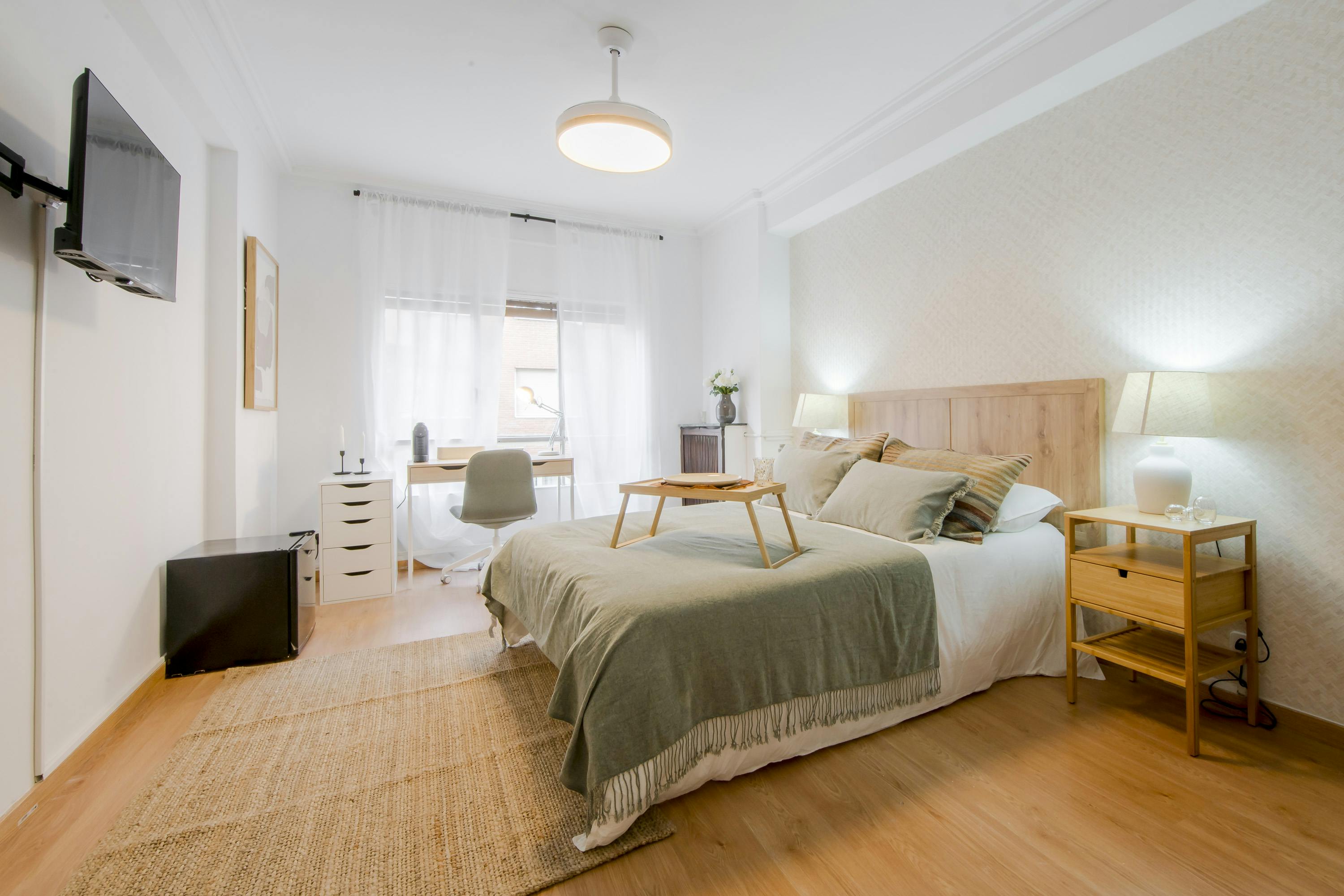 Calle de Alburquerque, Madrid preview