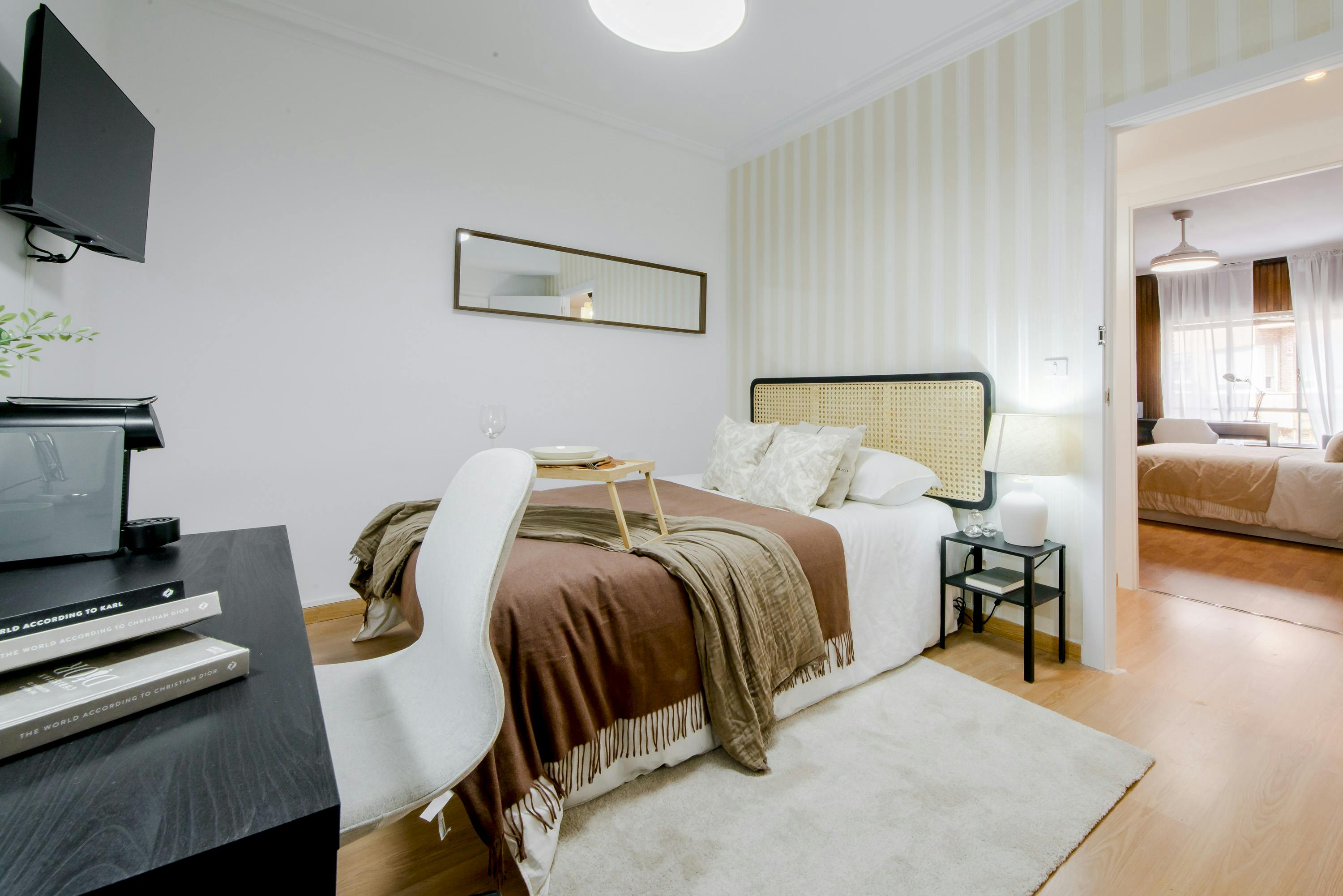 Calle de Alburquerque, Madrid preview