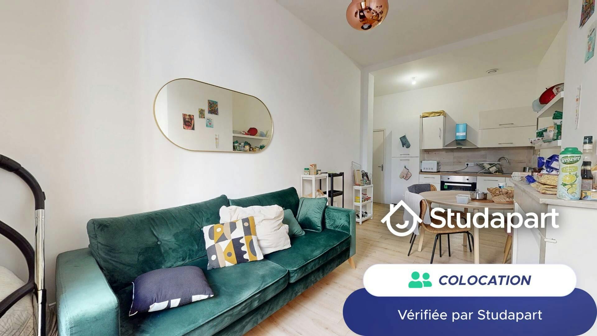 Private room for rent on Rue Tapis Vert, Marseille - Vue 3