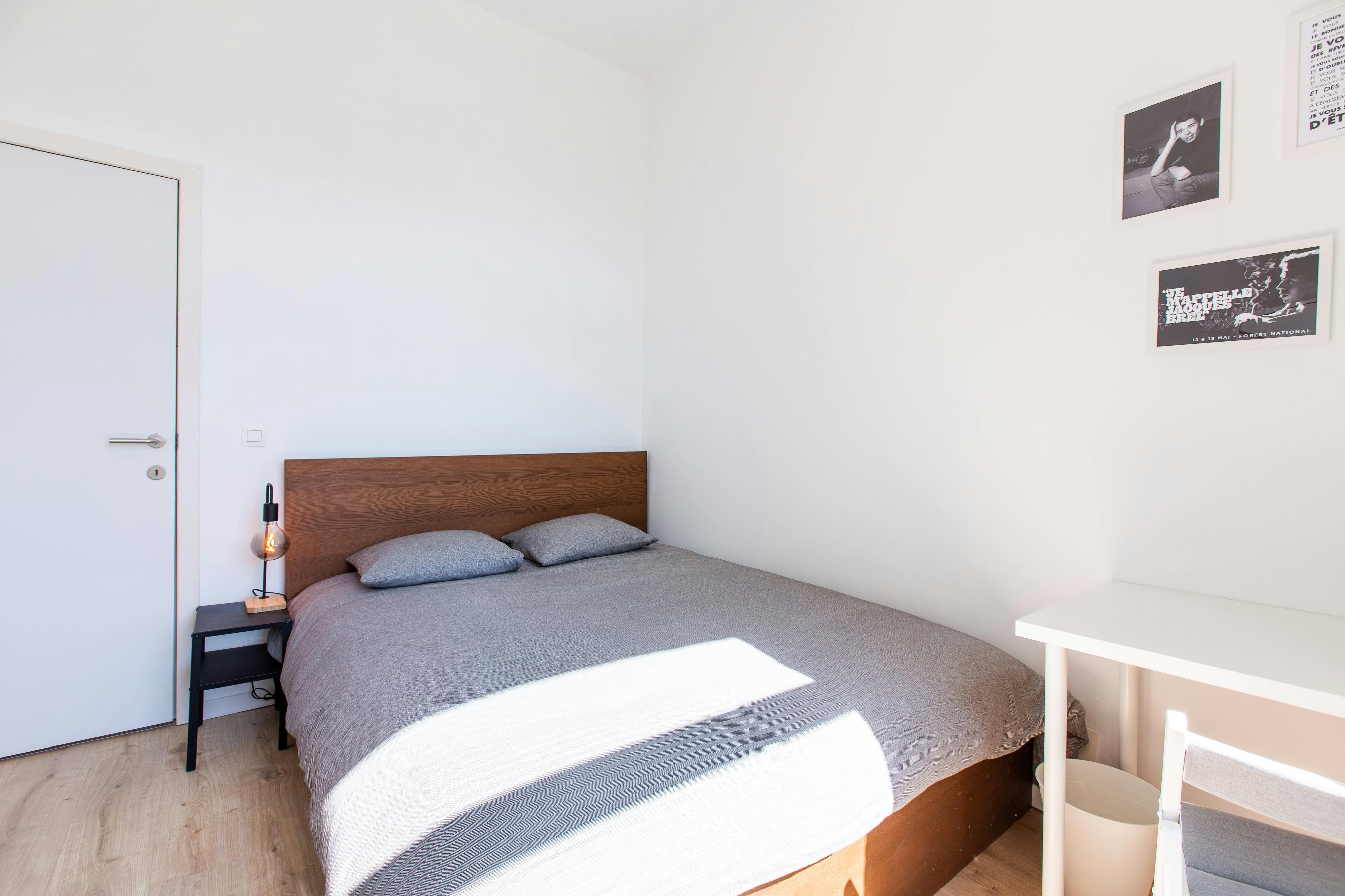 Single room Molenbeek-Saint-Jean, 1 bed, 12m² — photo 4