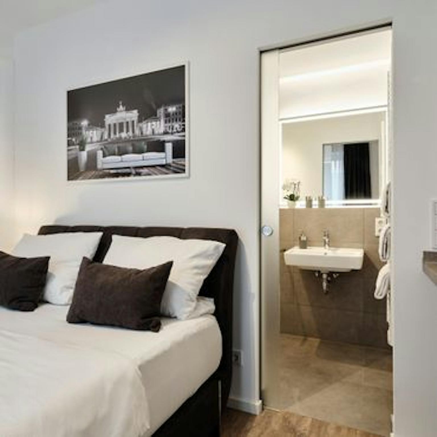 Brunnenstraße, Berlin preview