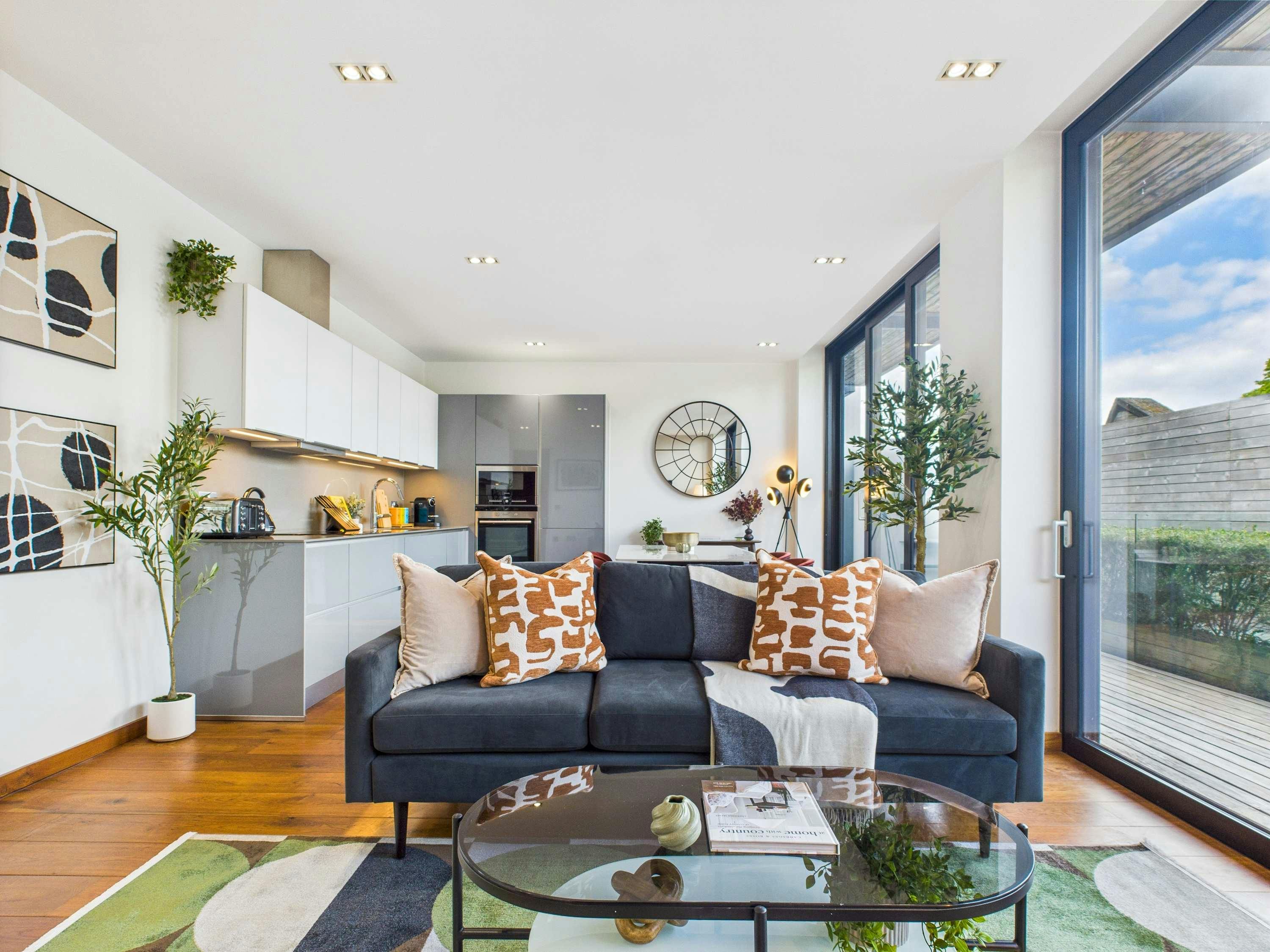 Apartment London, 2 beds — photo 9