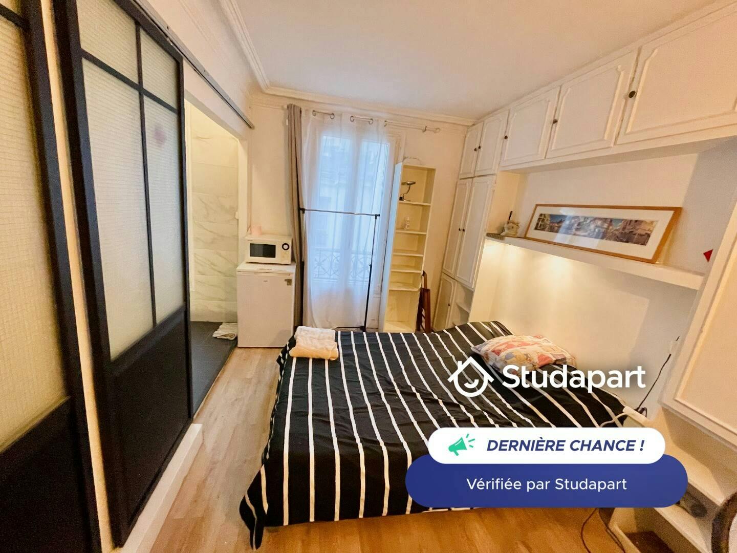 Apartment for rent for €1,195 per month in Paris, Rue Sébastien Mercier