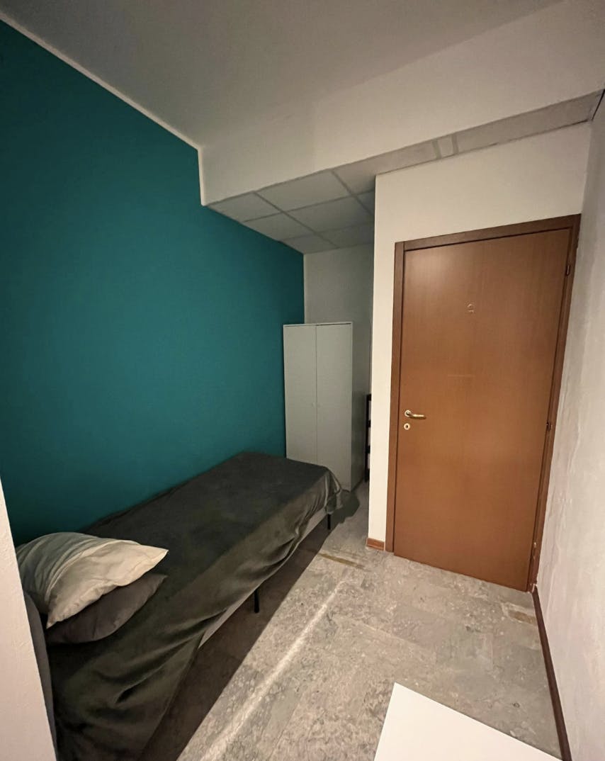 Отдельная комната сдается в аренду за 540 € в месяц в Bologna, Viale Giuseppe Barilli Quirico Filopanti