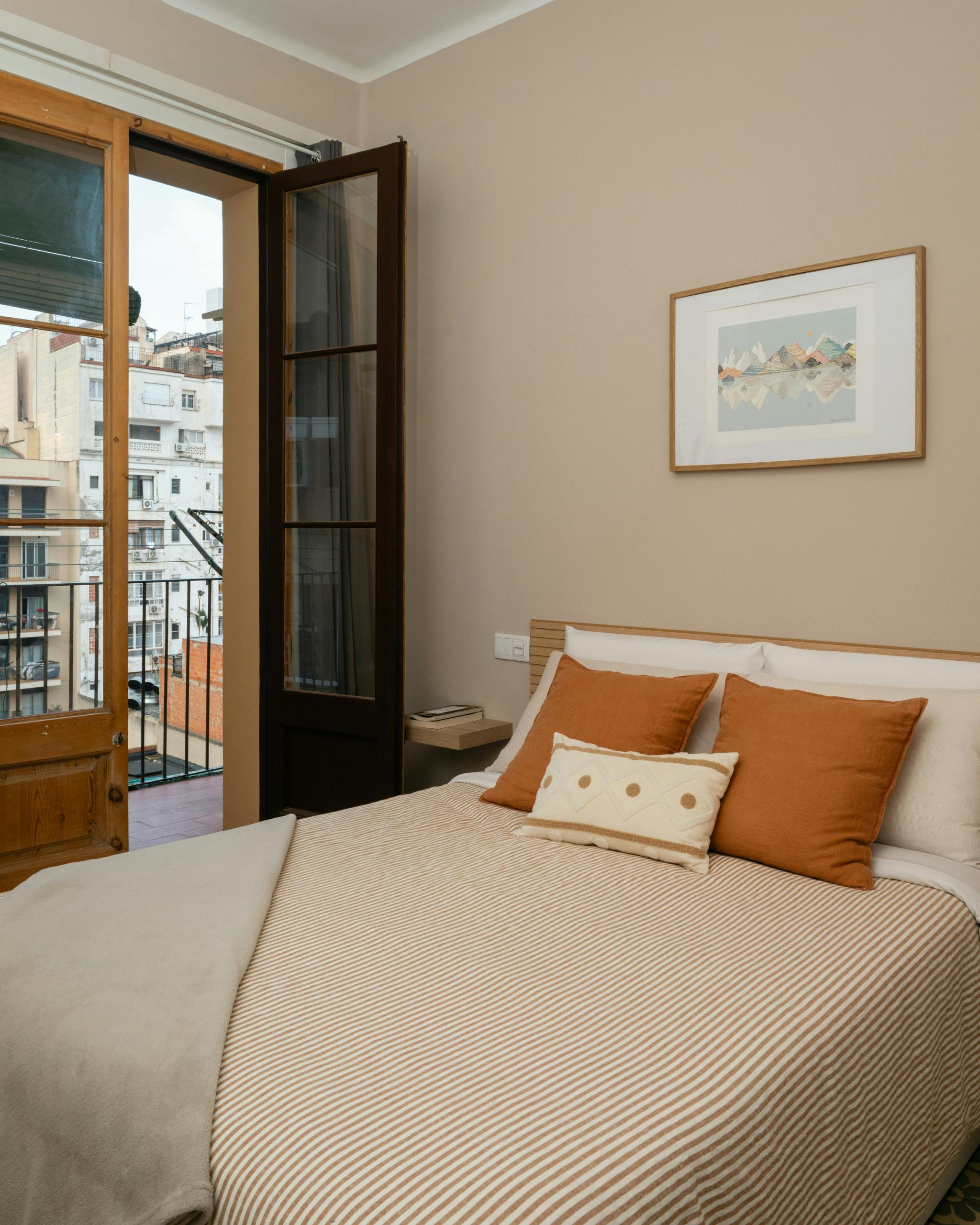 Shared room for rent for €749 per month in Barcelona, Carrer de Calàbria