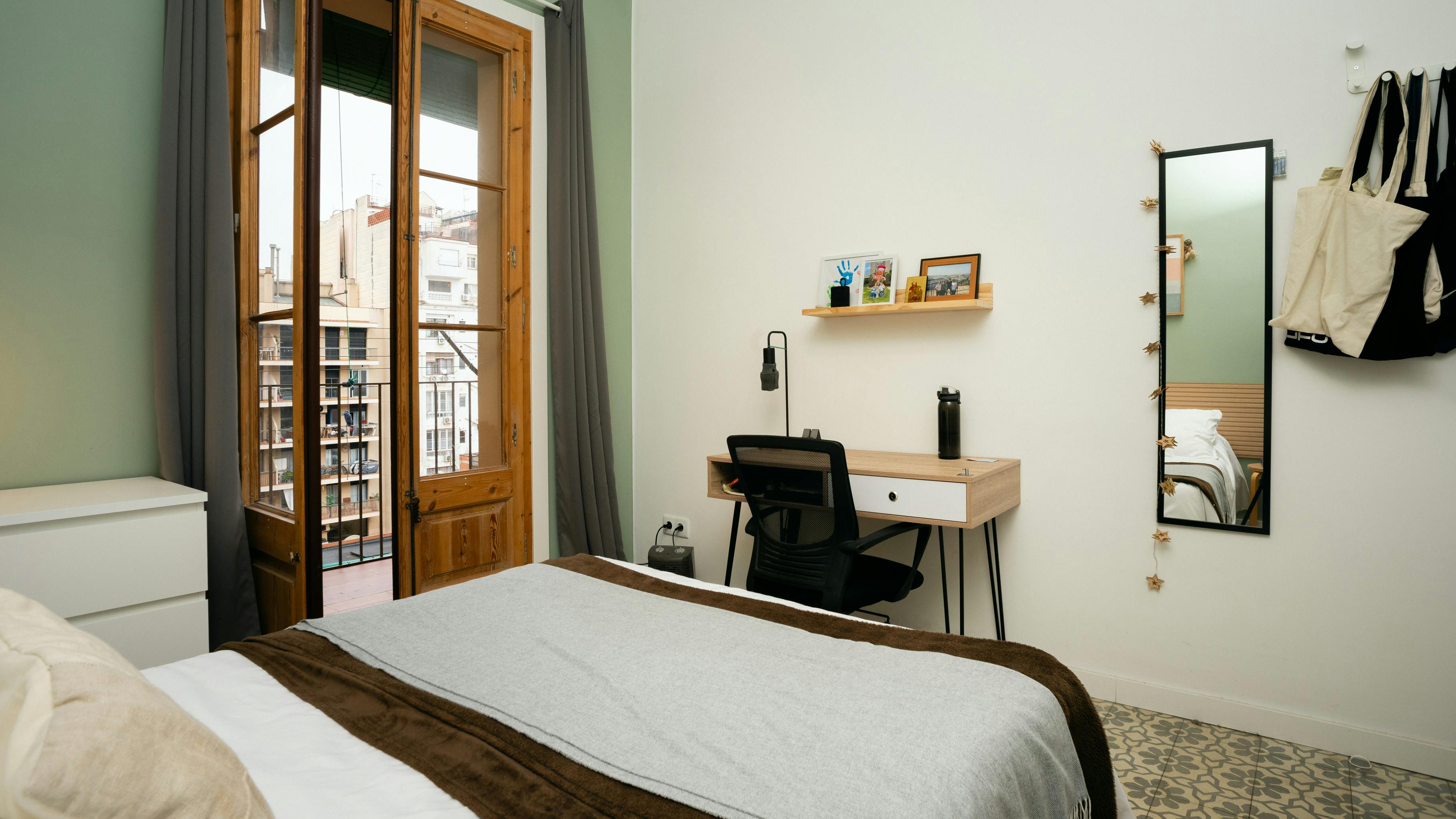 preview gallery tile