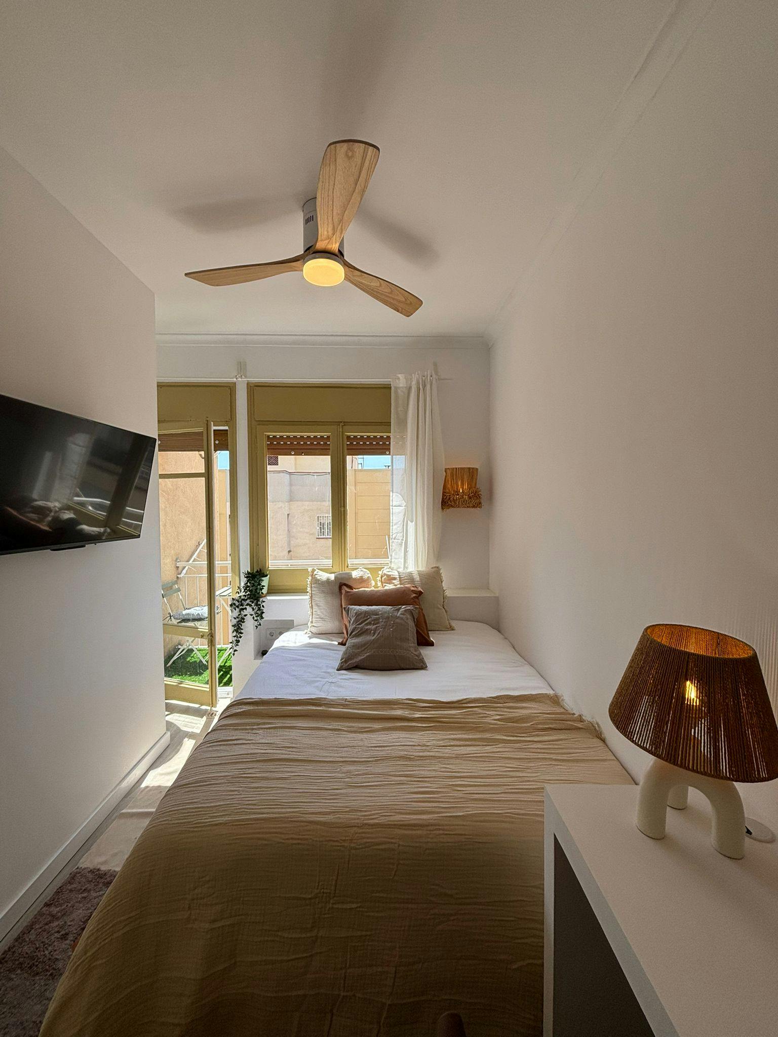Single room Barcelona, 1 bed, 15m² — photo 4