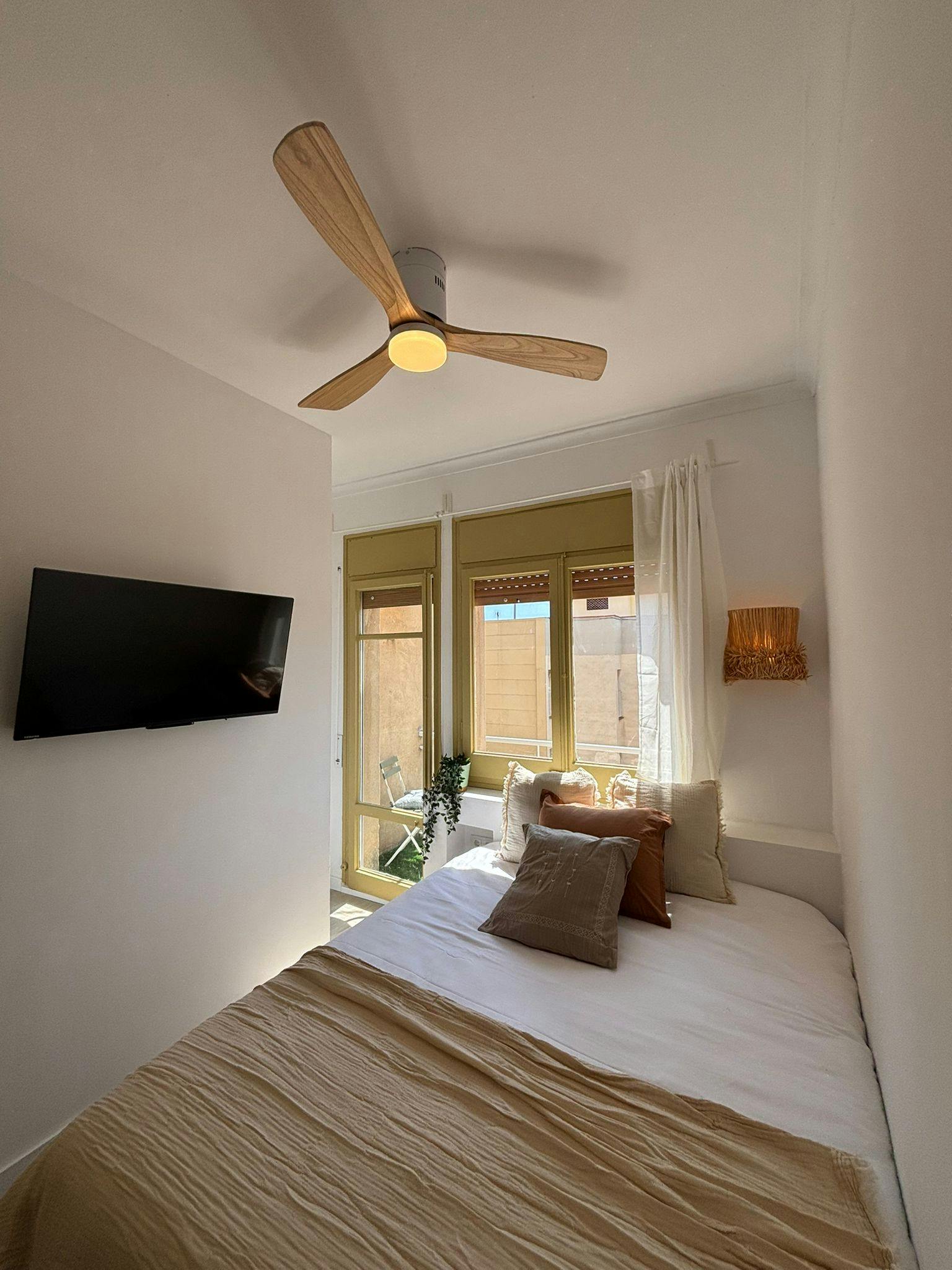 Single room Barcelona, 1 bed, 15m² — photo 8
