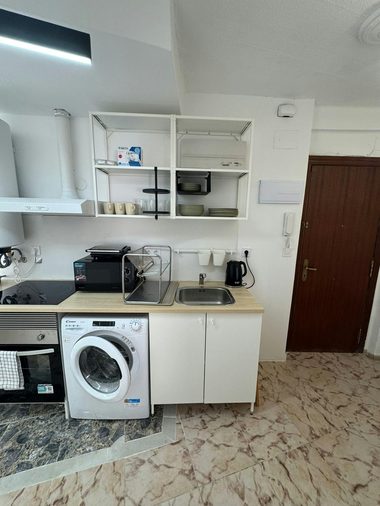 Single room Xirivella, 1 bed, 6m² — photo 10