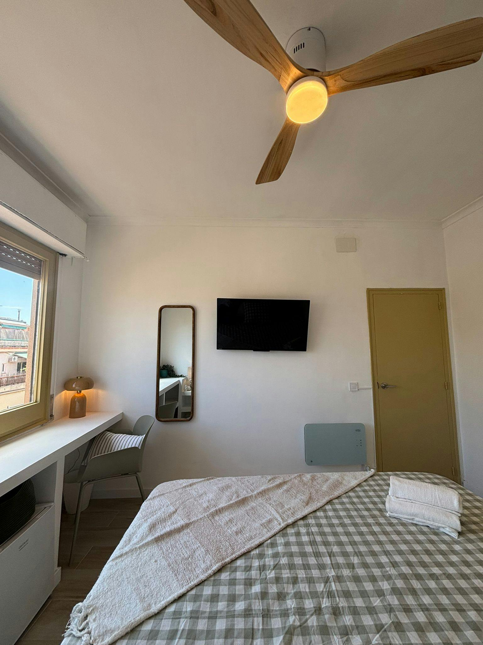 Single room Barcelona, 1 bed, 14m² — photo 7