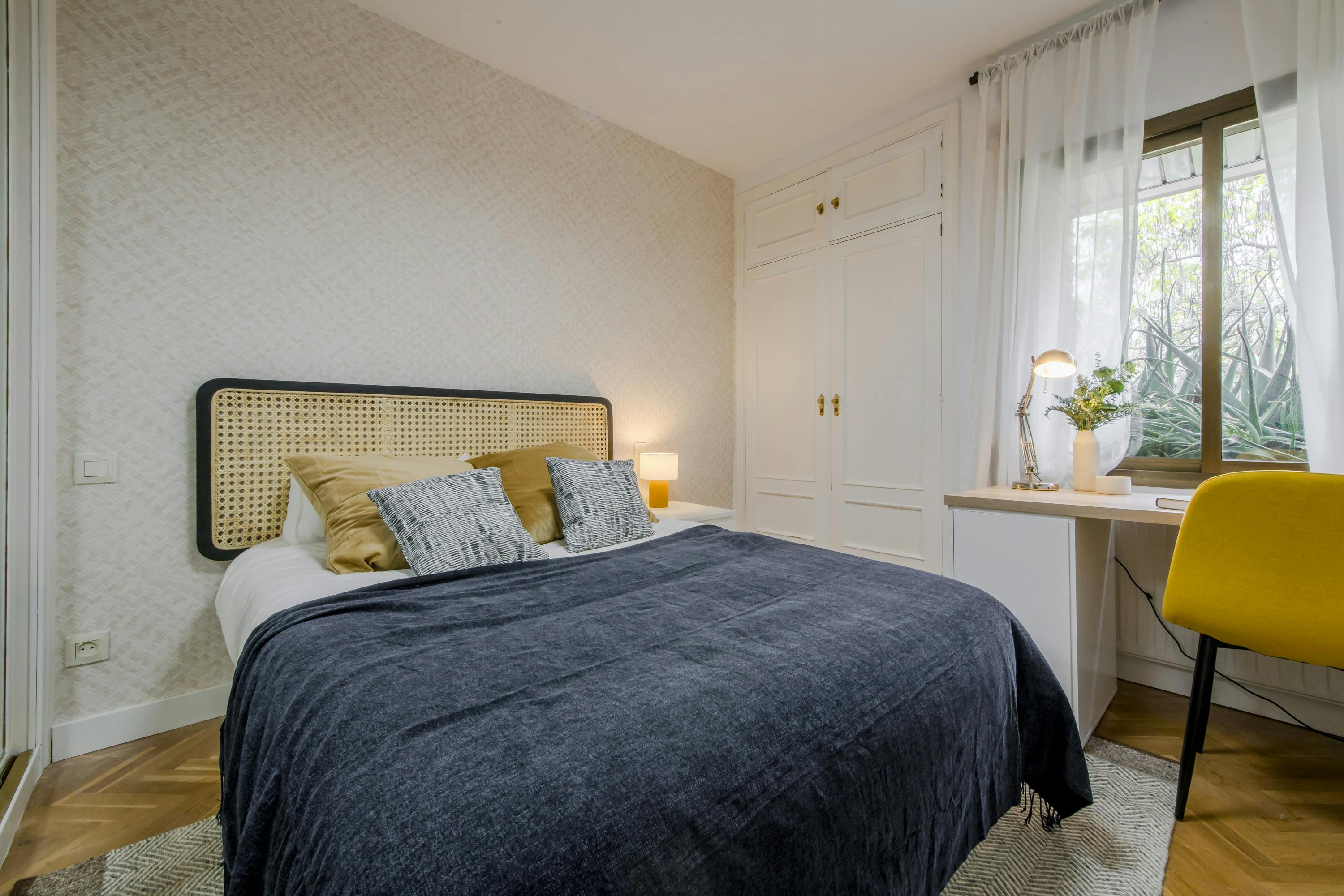 Calle Berna, Pozuelo de Alarcón preview