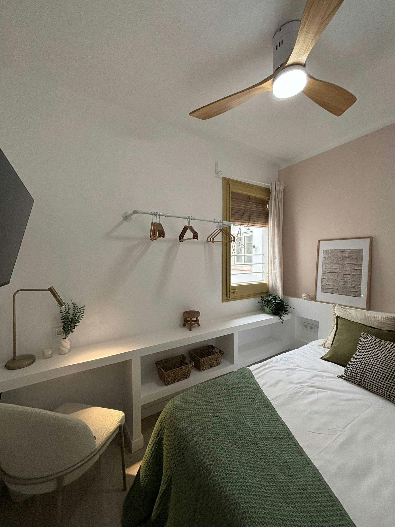 Single room Barcelona, 1 bed, 10m² — photo 1