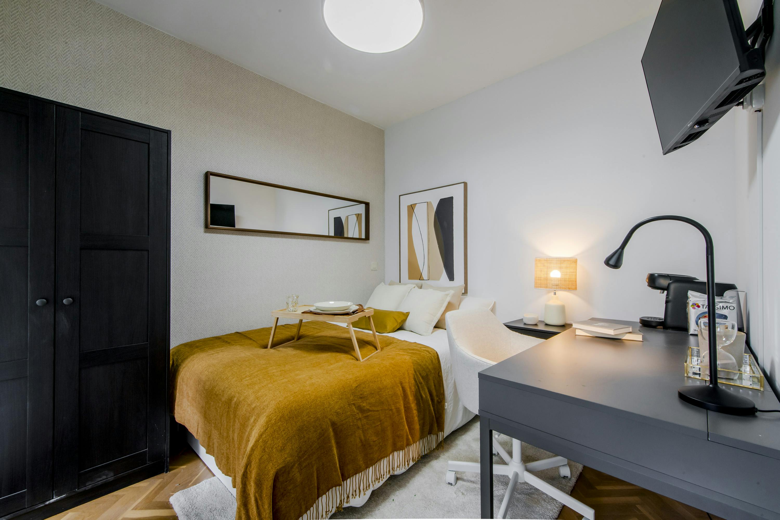 私人房间 正在以 €710 的月租出租，其位于 Pozuelo de Alarcón, Calle Berna