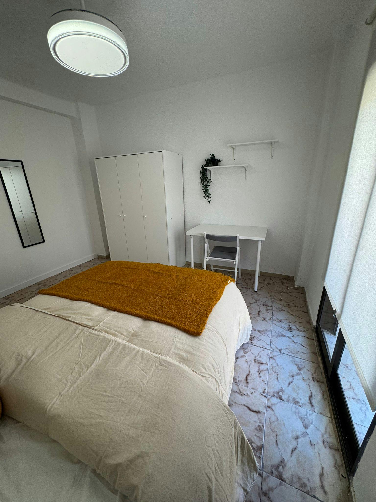 Calle Rey Don Jaime, Xirivella preview