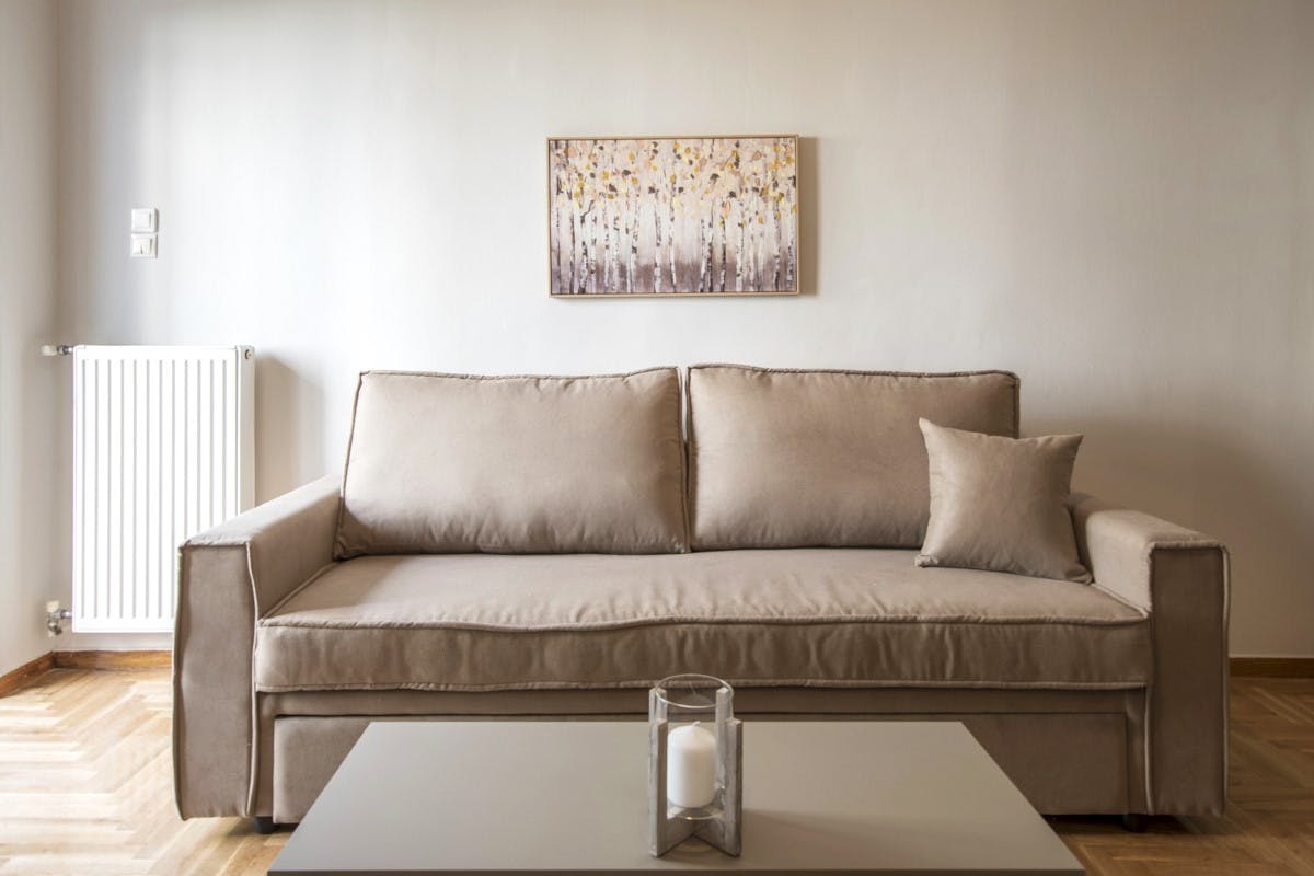 Velestinou, Athina preview