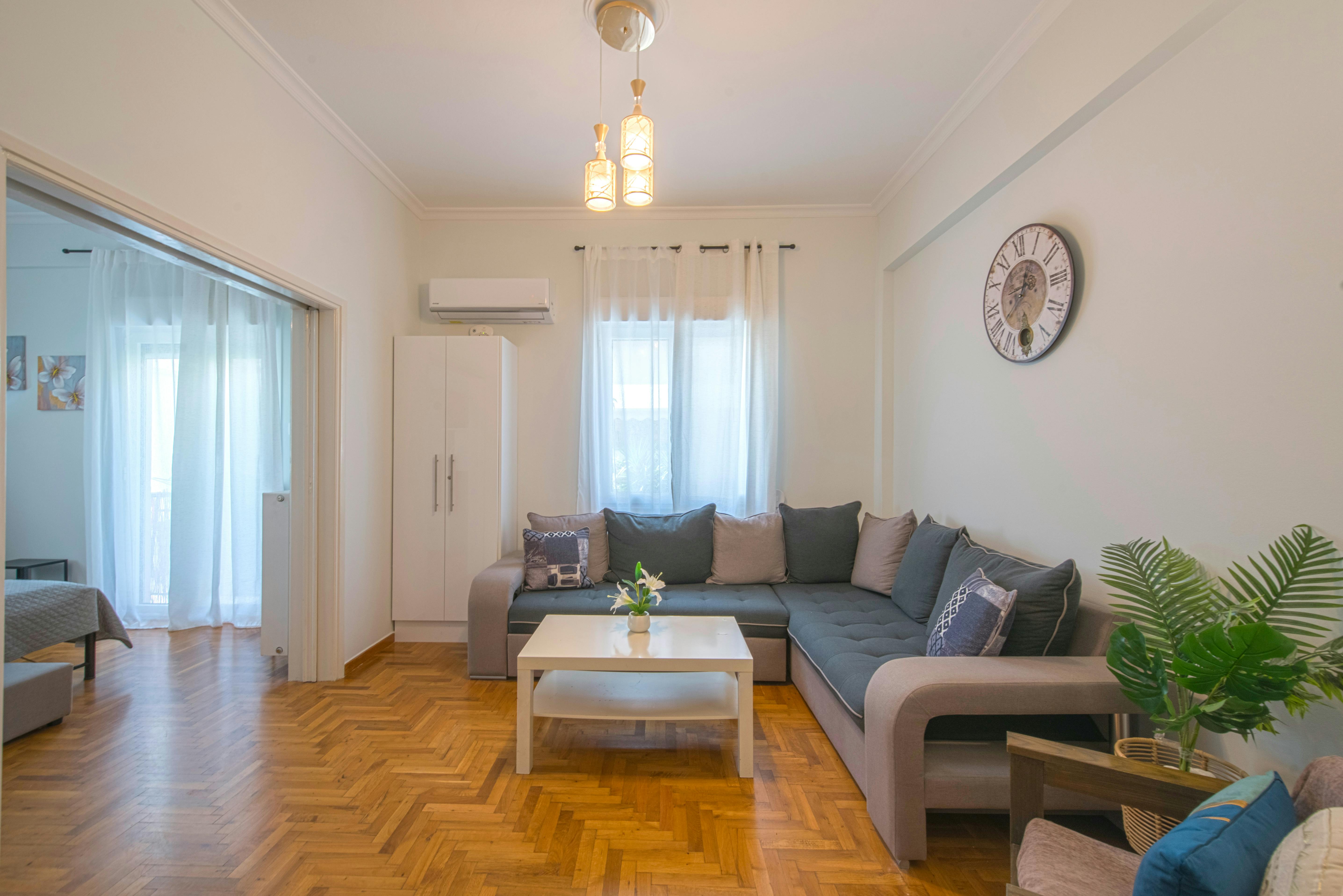 Apartment for rent for €880 per month in Zográfos, Dimokratias