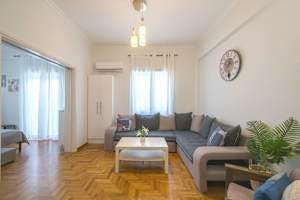 Apartment for rent for €880 per month in Zográfos, Dimokratias
