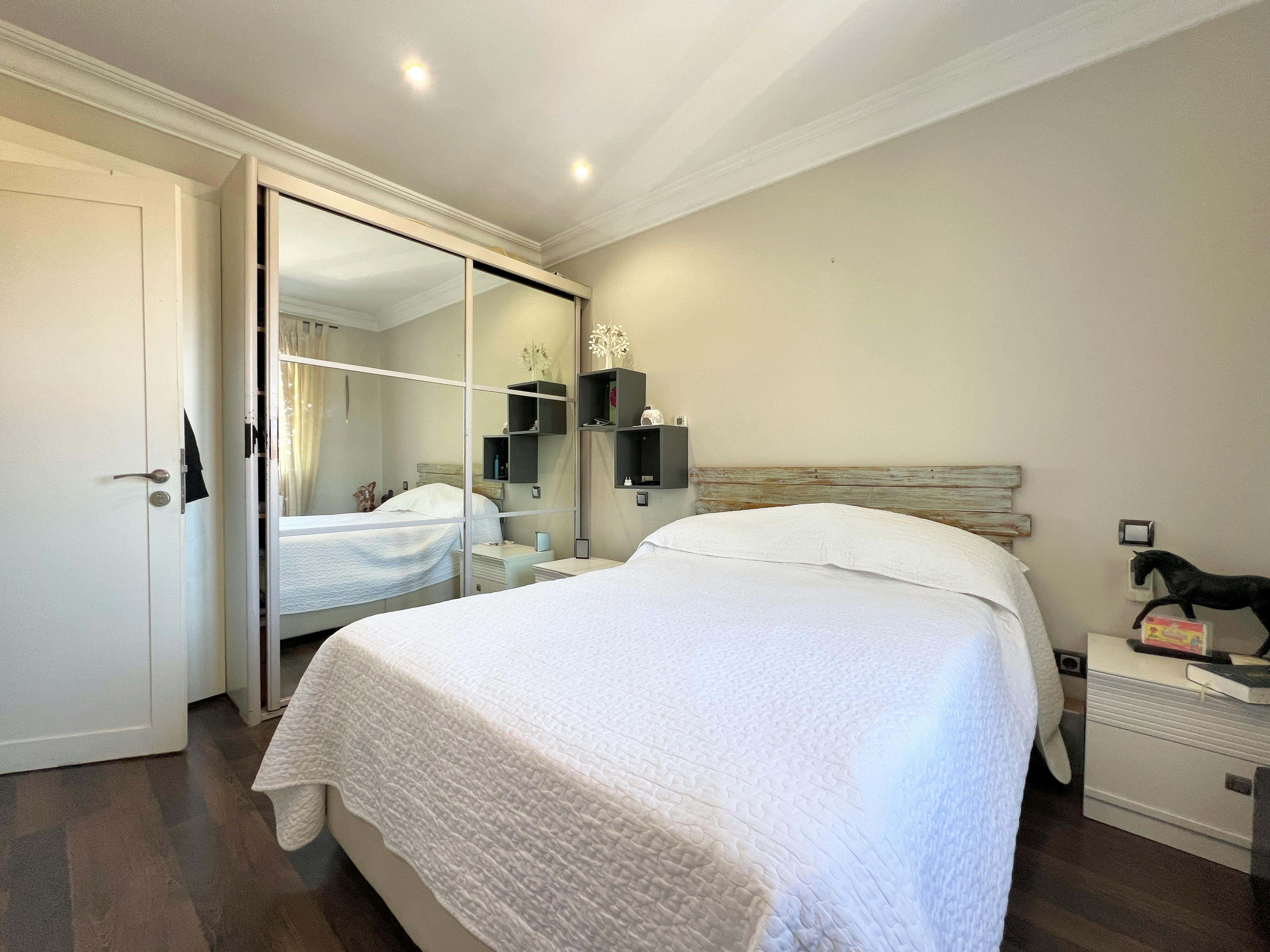 Private room in Calle de Portalegre, Madrid (1625726) ROOM
