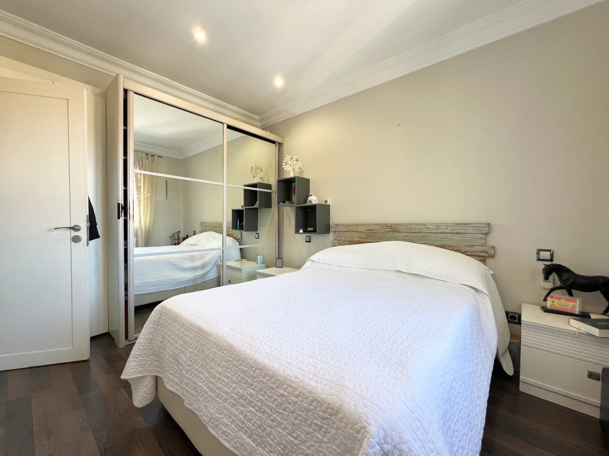 Calle de Portalegre, Madrid preview