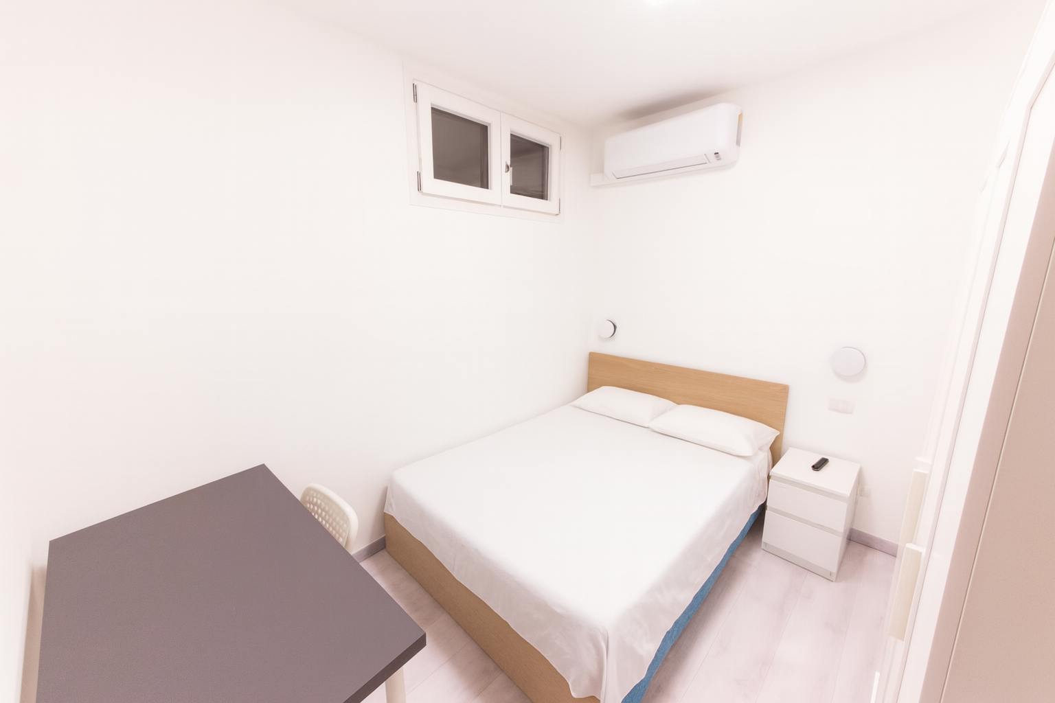Private room for rent for €450 per month in Milan, Via Privata Claudia