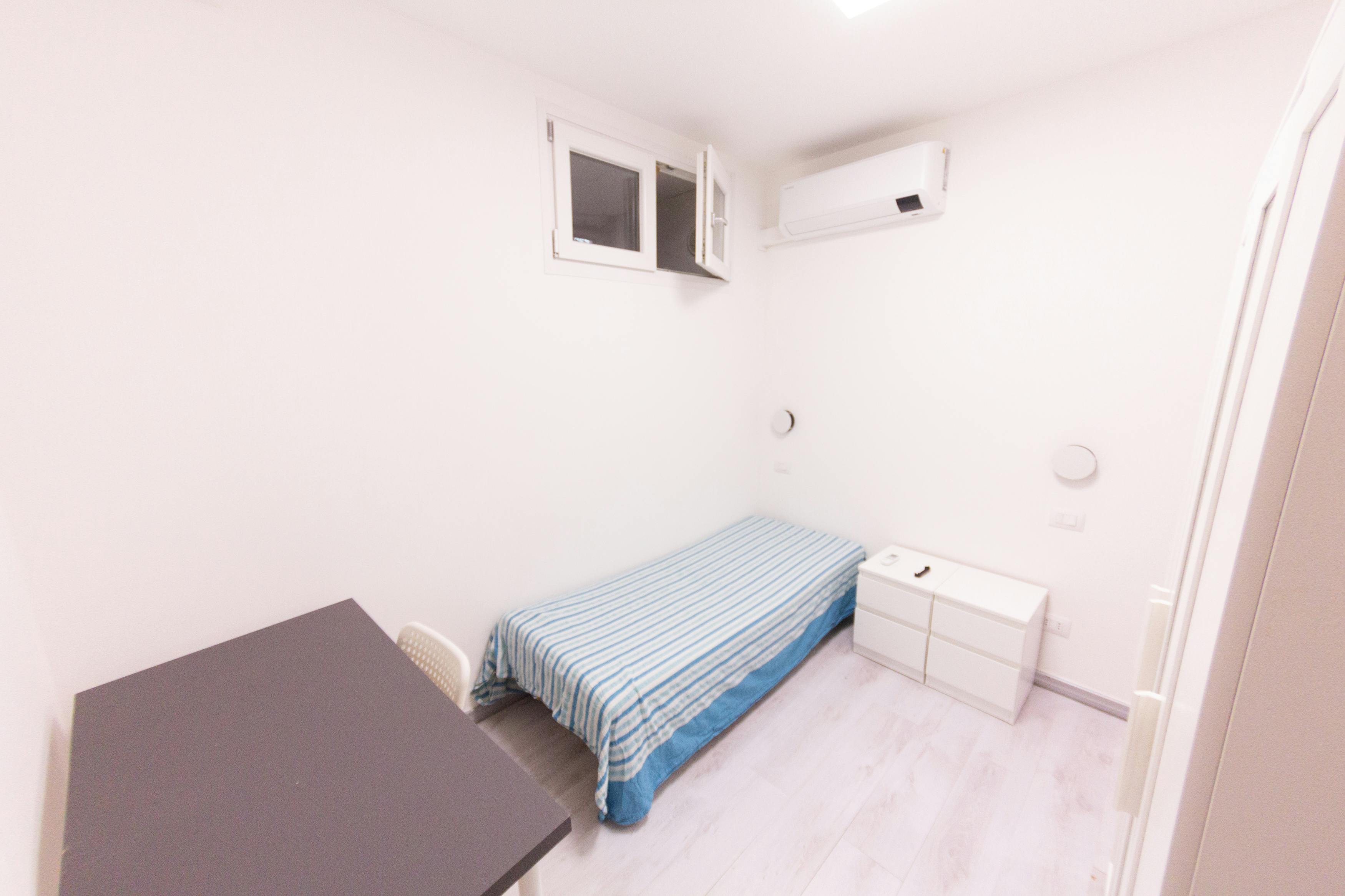 Single room Milan, 1 bed, 14m² — photo 6