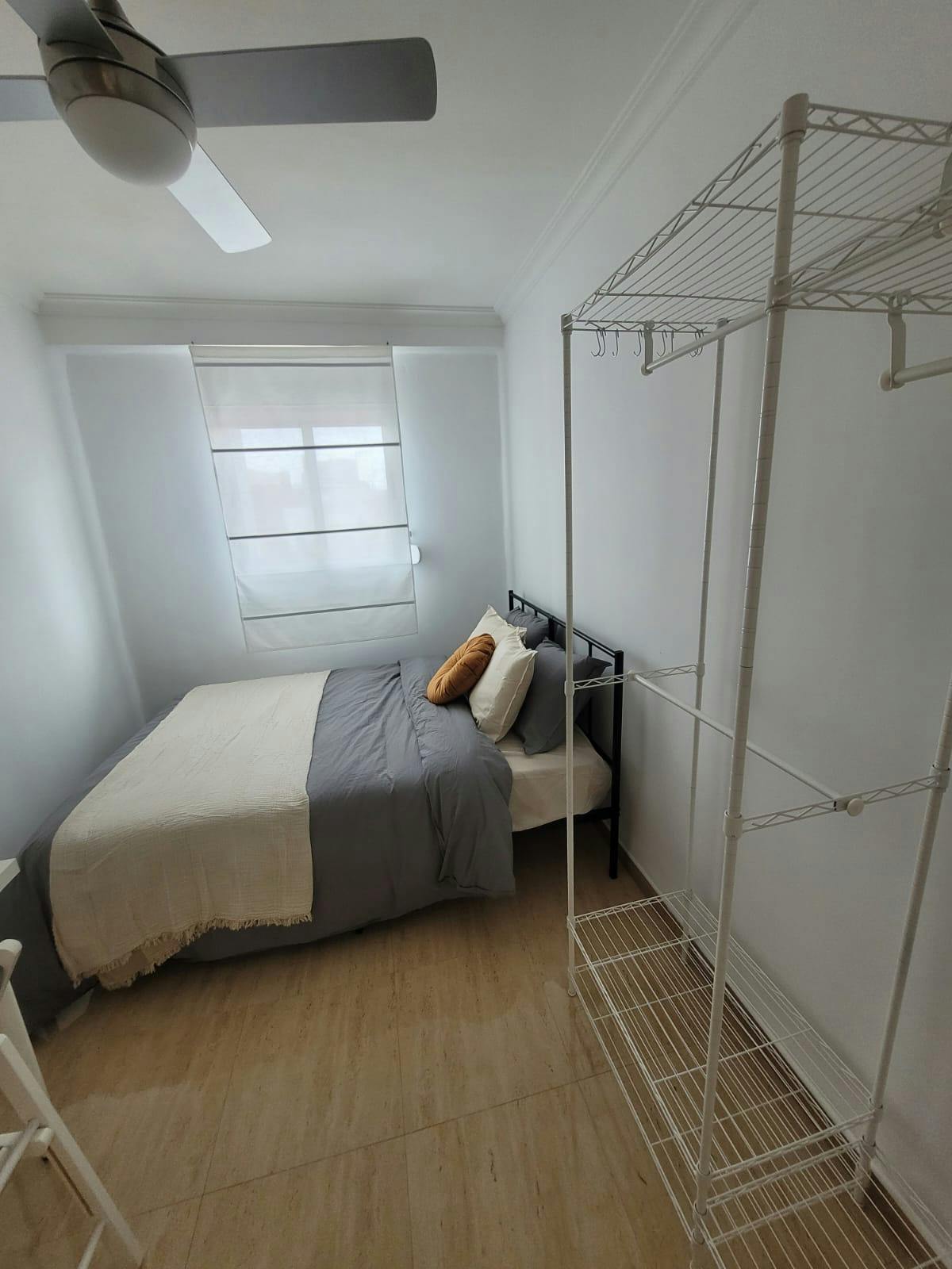 Отдельная комната сдается в аренду за 285 € в месяц в Albal, Carrer Santa Anna