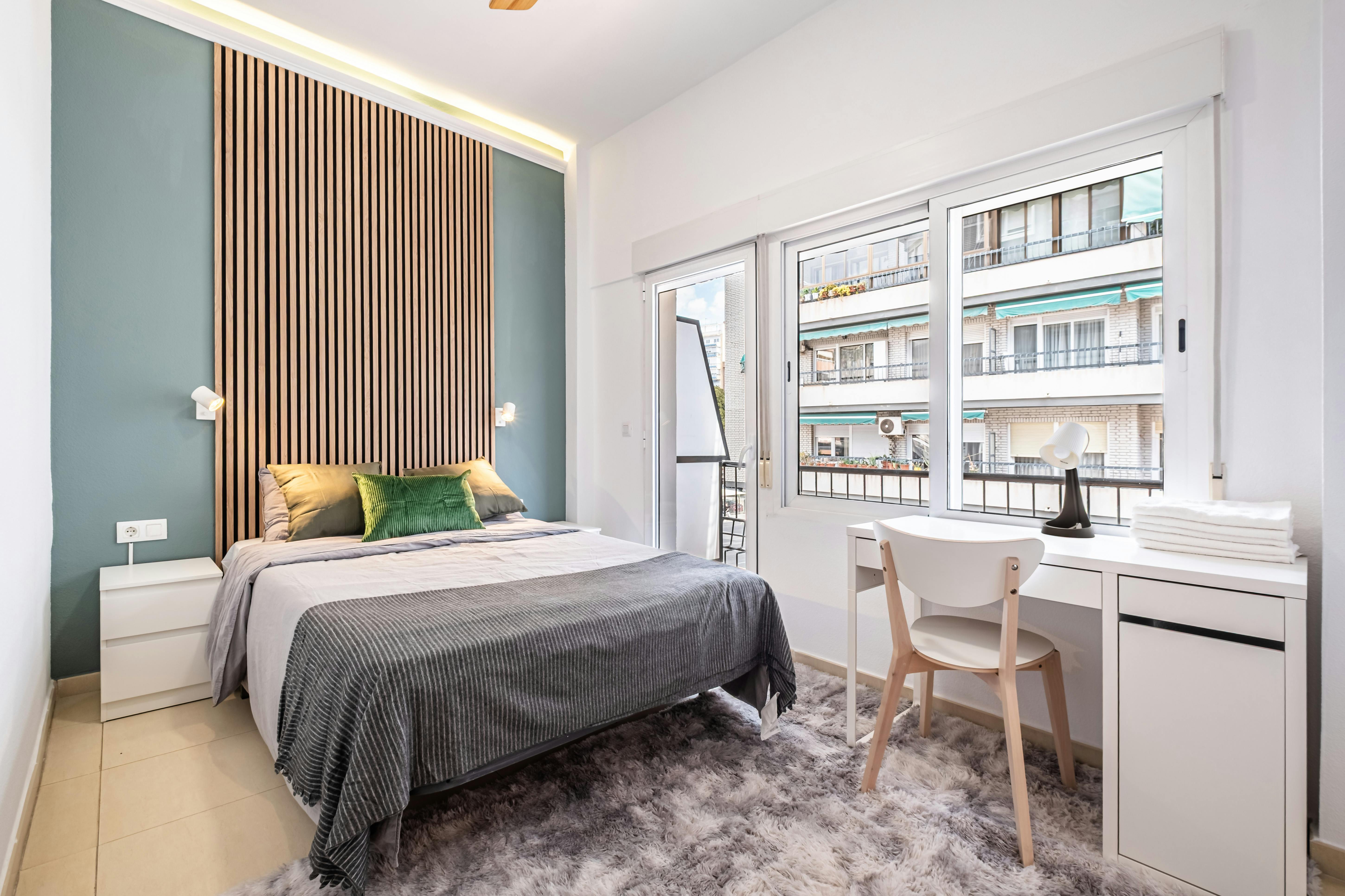 Avenida de Aguilera, Alicante (Alacant) preview