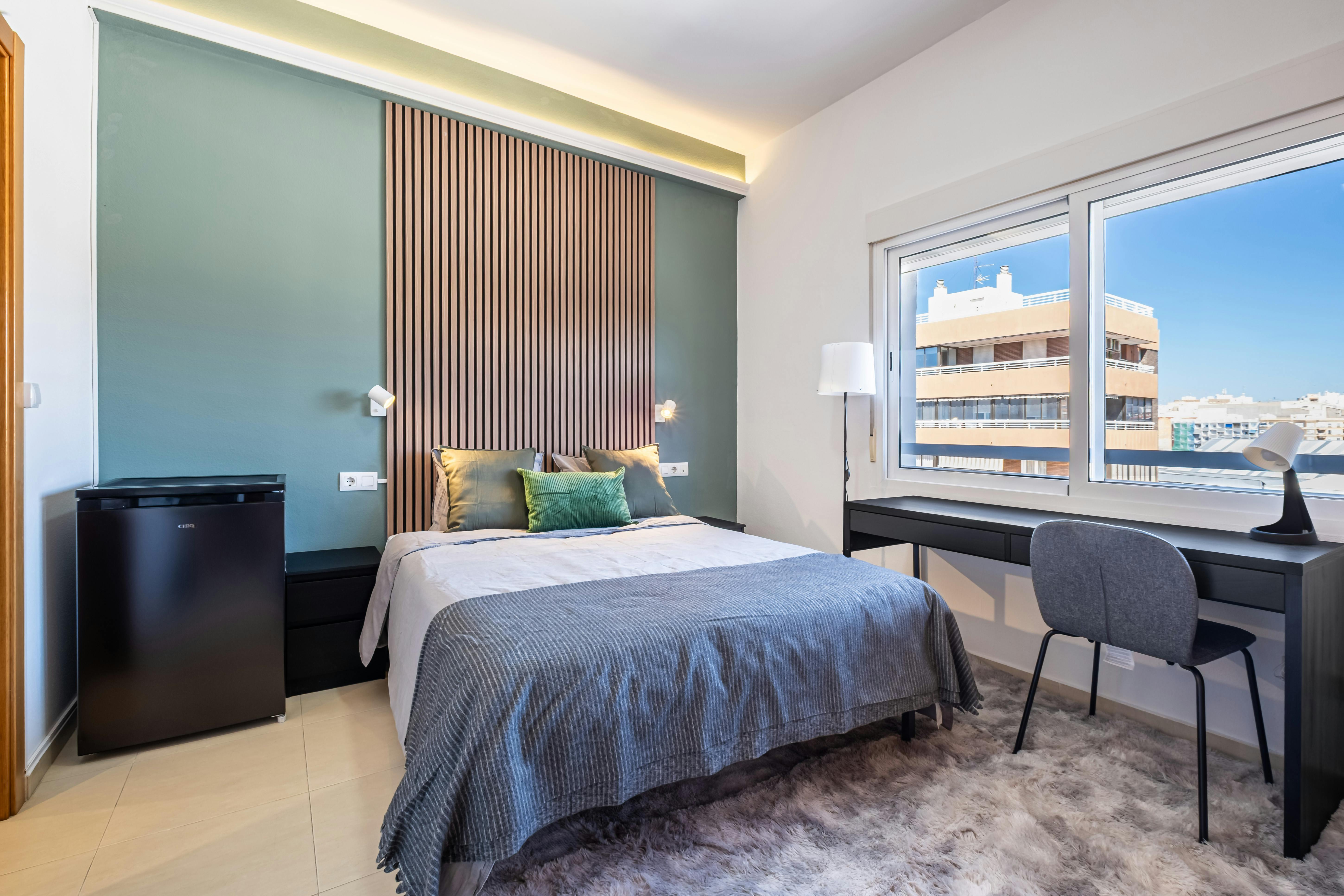 Avenida de Aguilera, Alicante (Alacant) preview