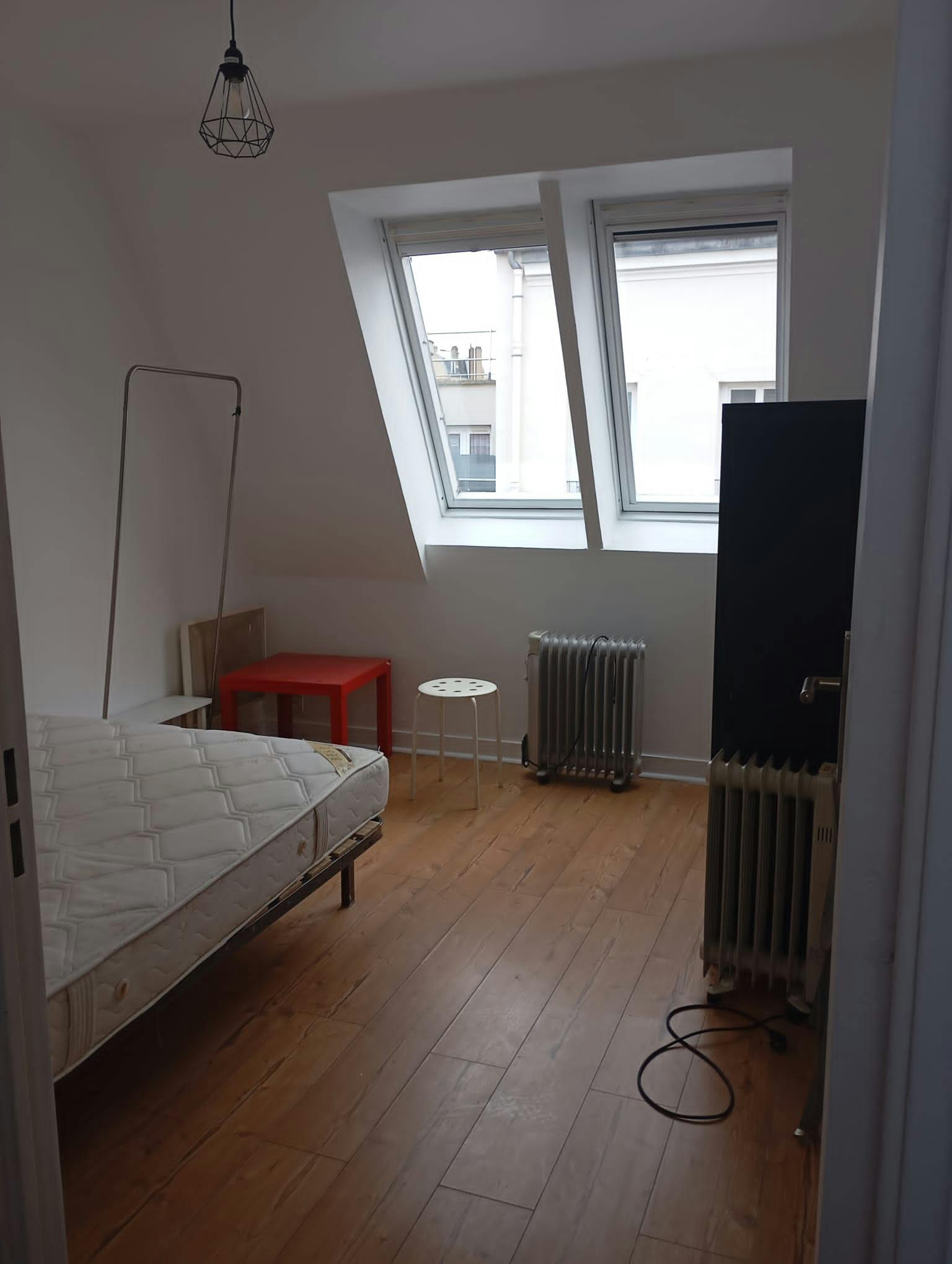 Private room for rent on Boulevard Diderot, Paris